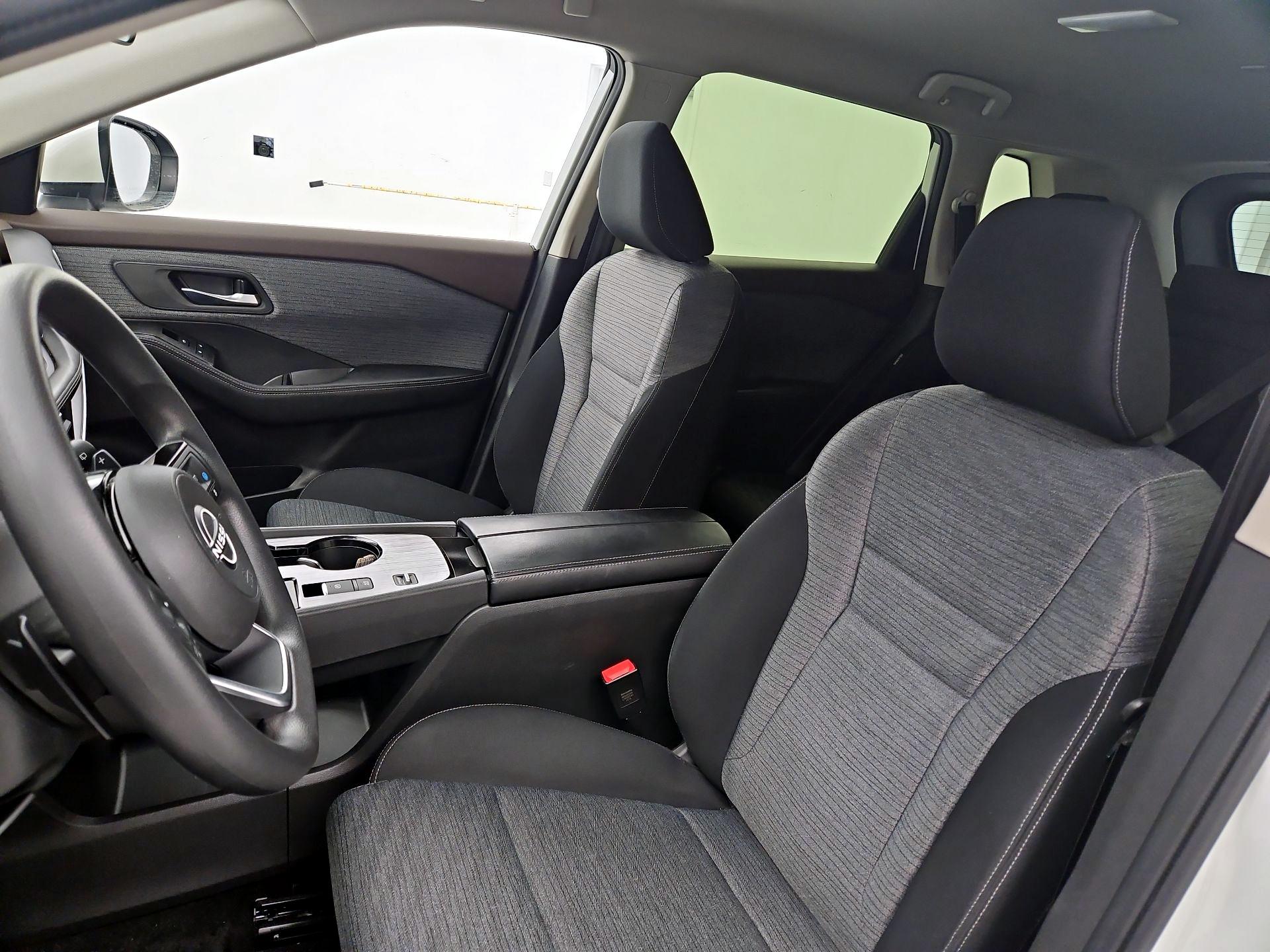 Thumbnail: 2023 Nissan Rogue - 11