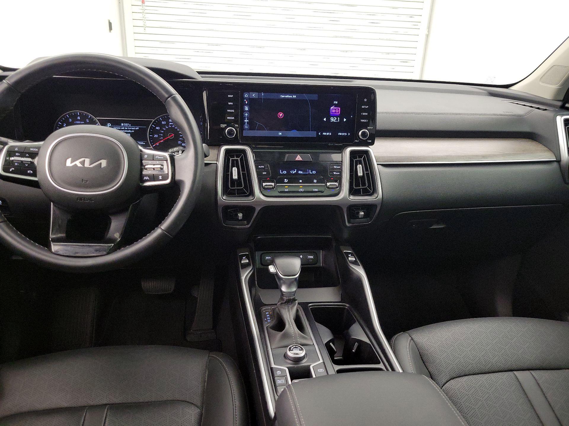 Thumbnail: 2023 Kia Sorento - 9