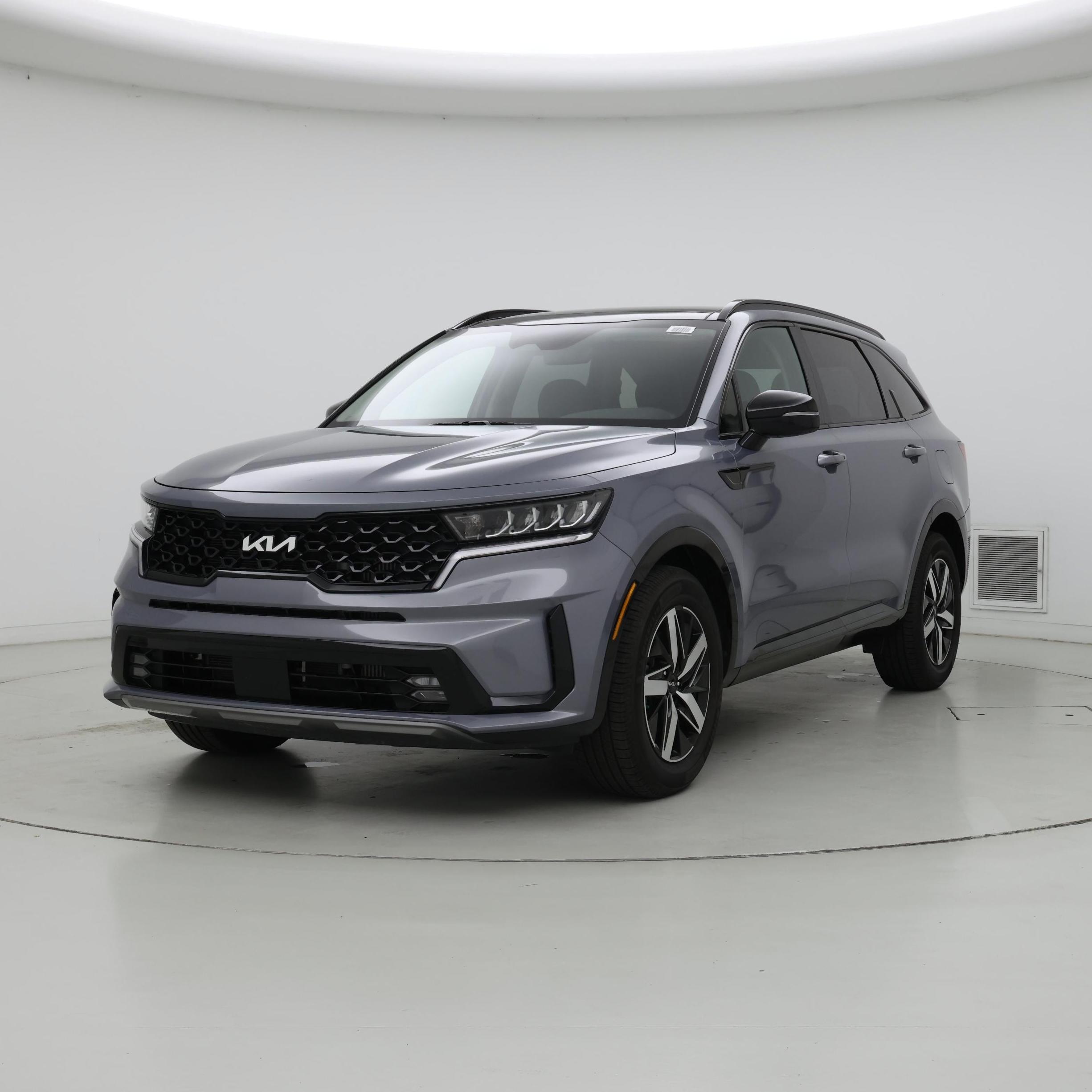 Thumbnail: 2023 Kia Sorento - 4