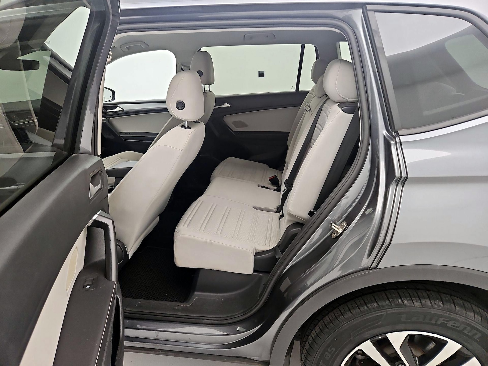 2022 Volkswagen Tiguan S - Photo 20