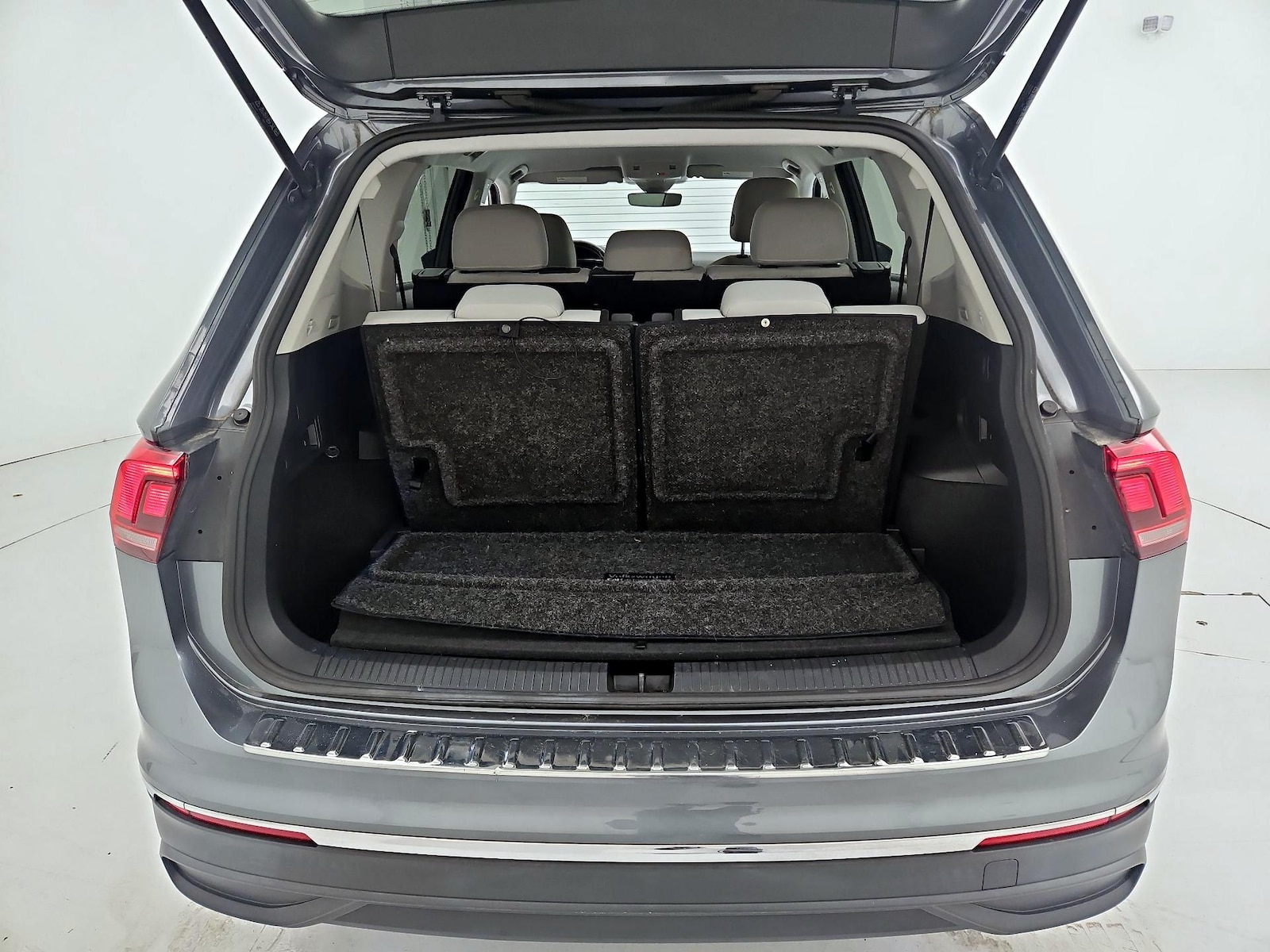 2022 Volkswagen Tiguan S - Photo 22