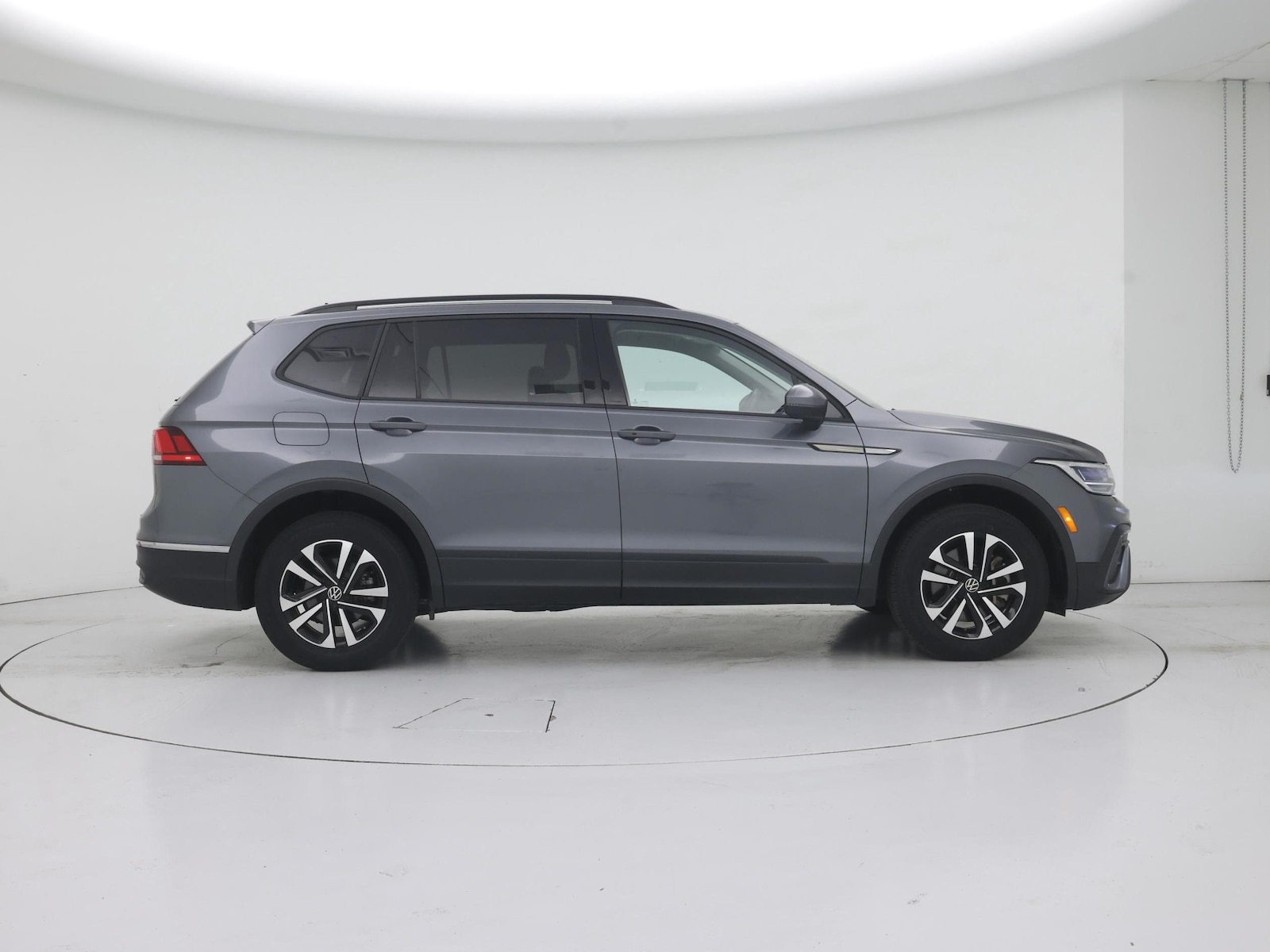 2022 Volkswagen Tiguan S - Photo 8