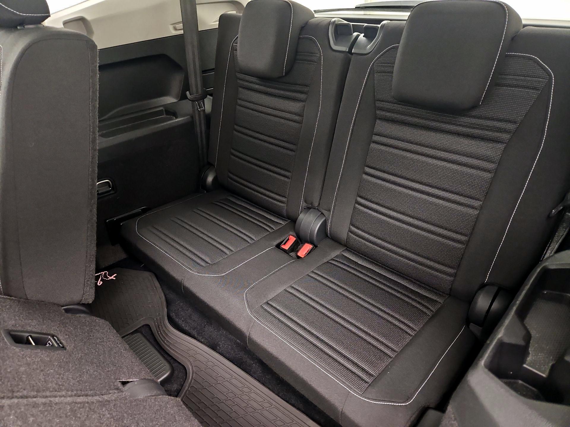 Thumbnail: 2022 Volkswagen Tiguan - 20