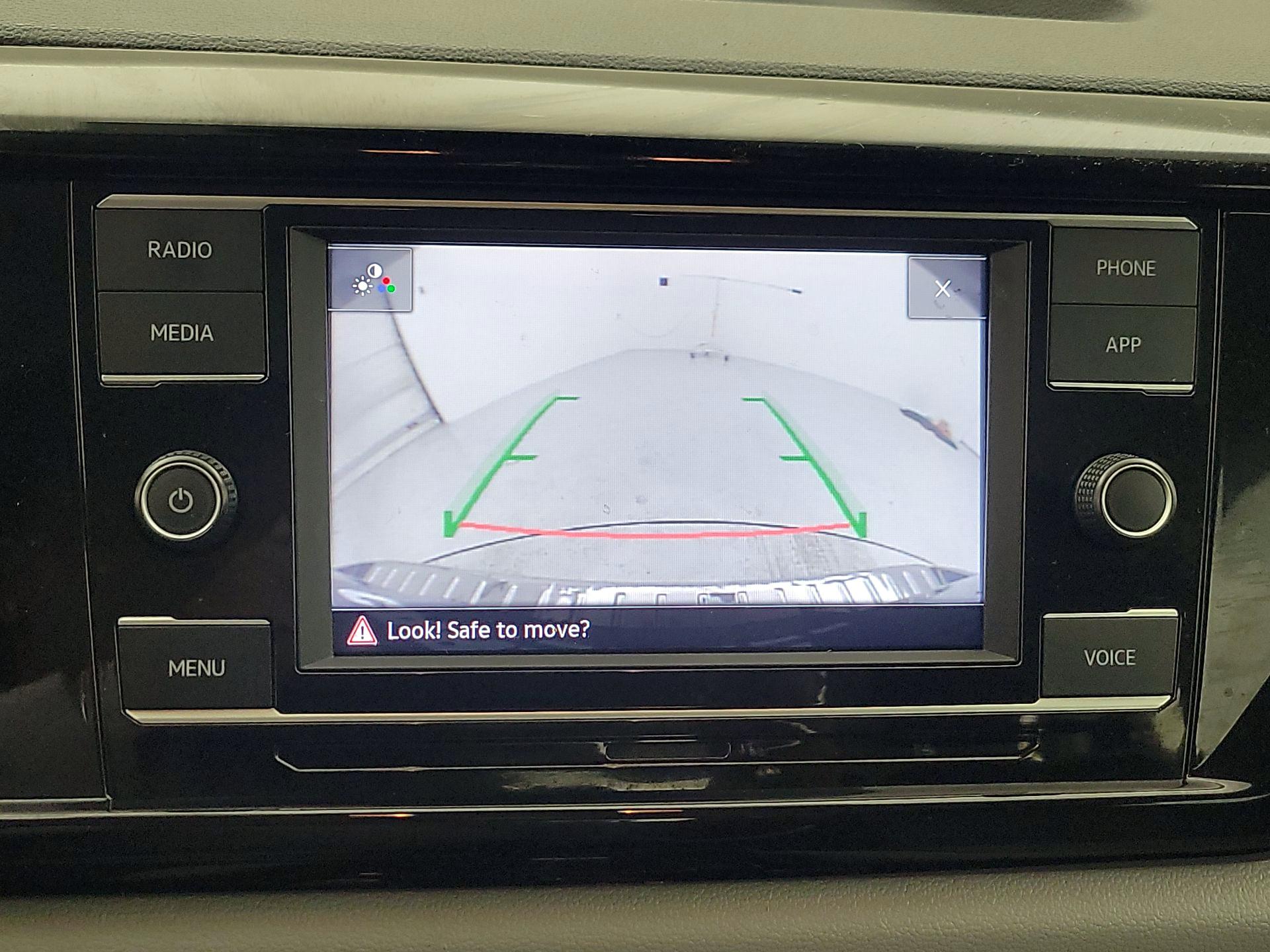 Thumbnail: 2023 Volkswagen Taos - 14