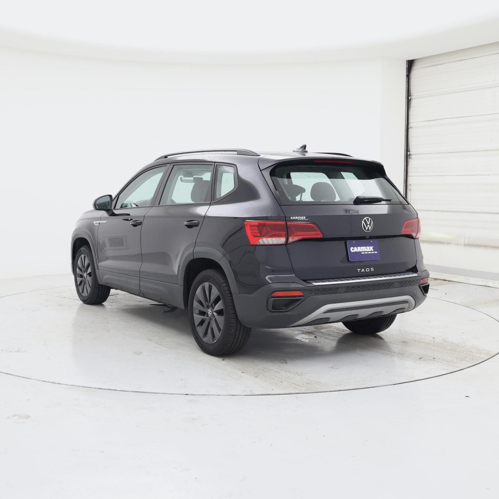 Thumbnail: 2023 Volkswagen Taos - 2