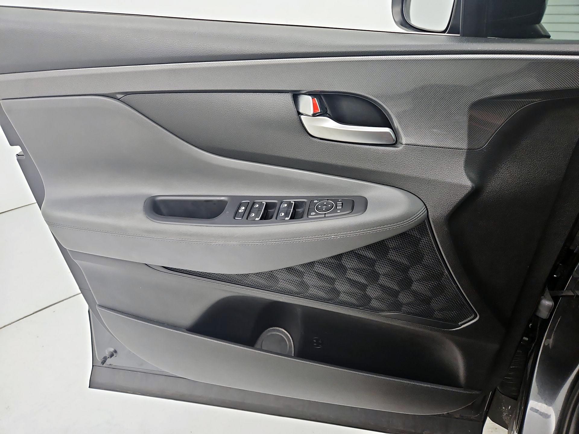 Thumbnail: 2023 Hyundai Santa Fe - 12