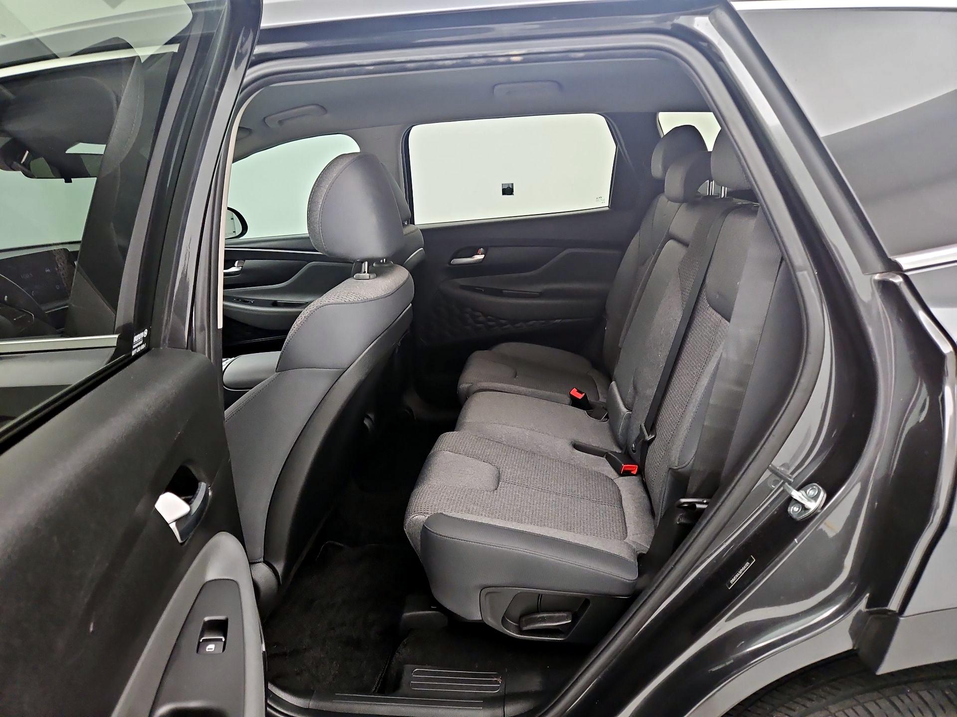 Thumbnail: 2023 Hyundai Santa Fe - 19