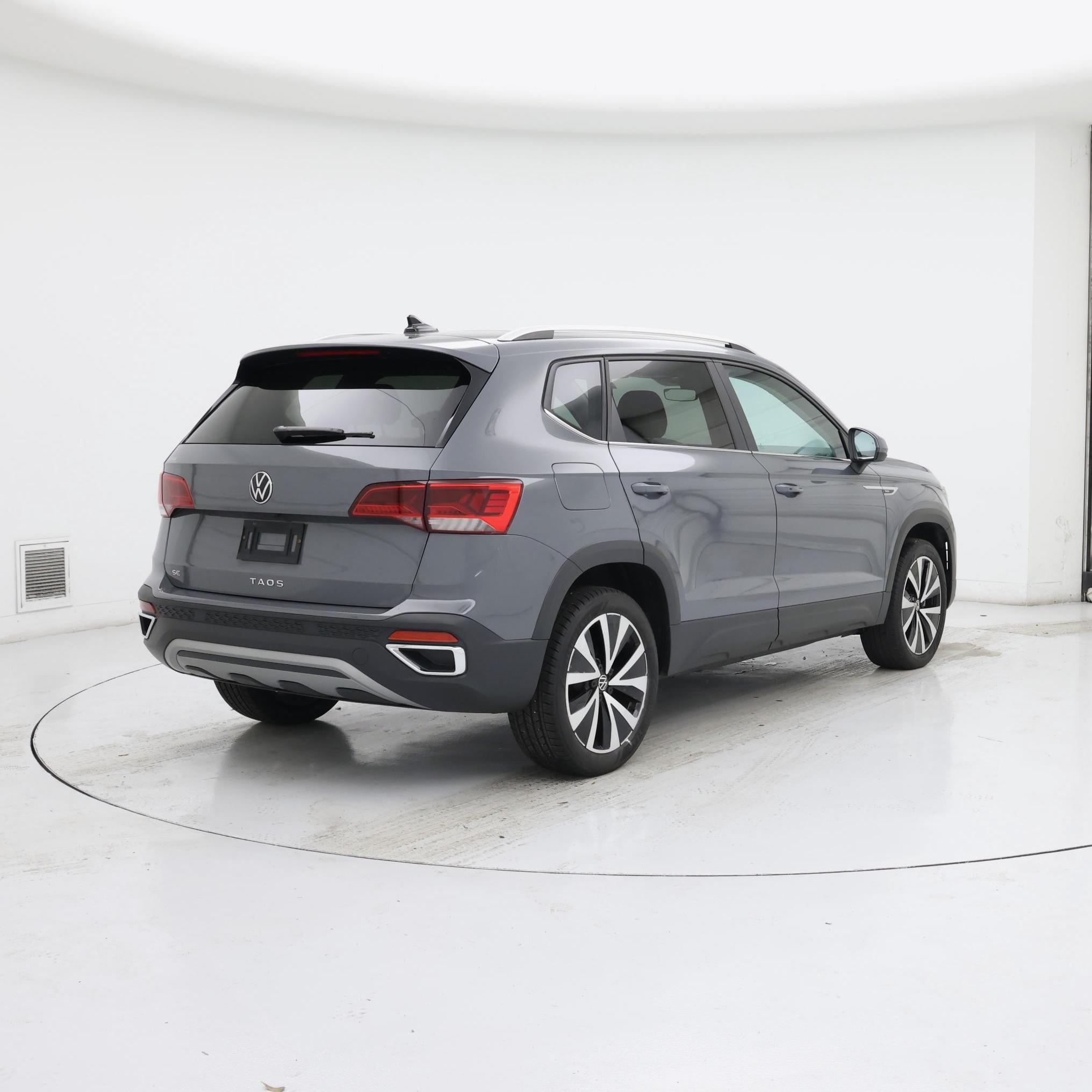 Thumbnail: 2023 Volkswagen Taos - 8