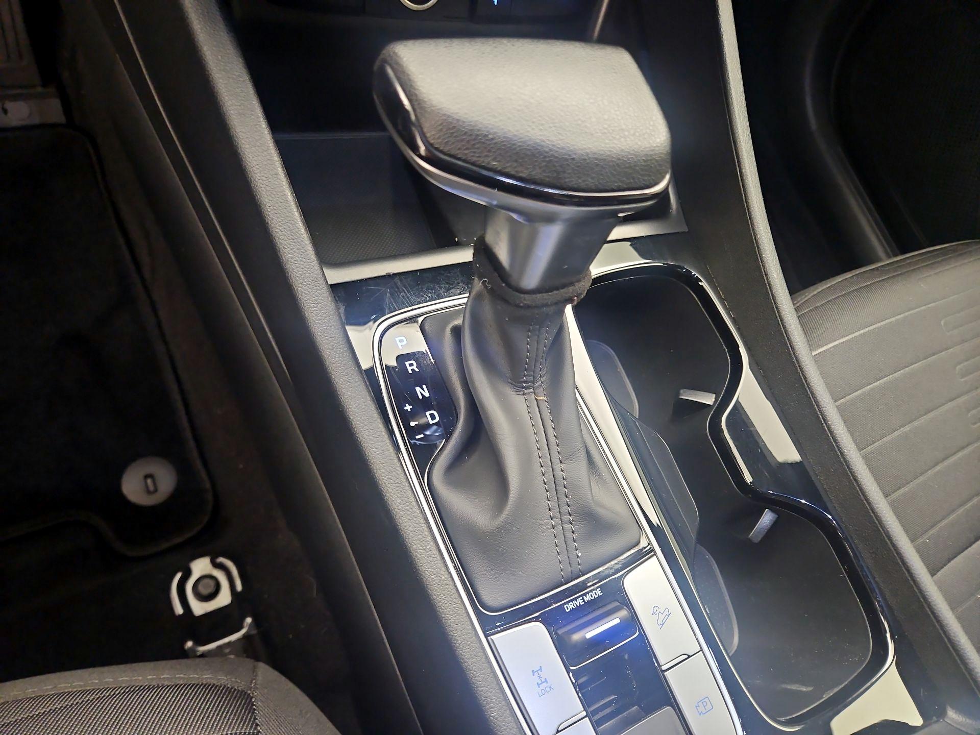 Thumbnail: 2023 Hyundai Santa Cruz - 17