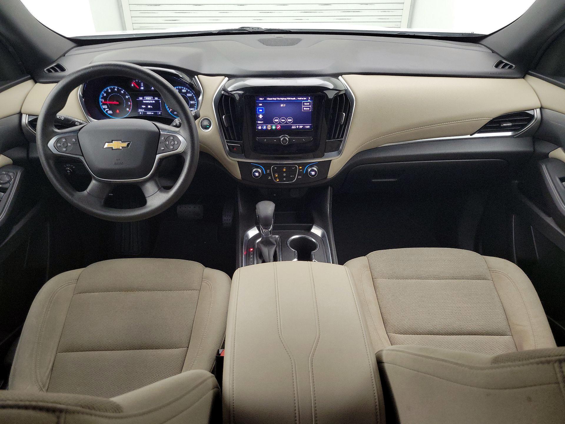 Thumbnail: 2022 Chevrolet Traverse - 9