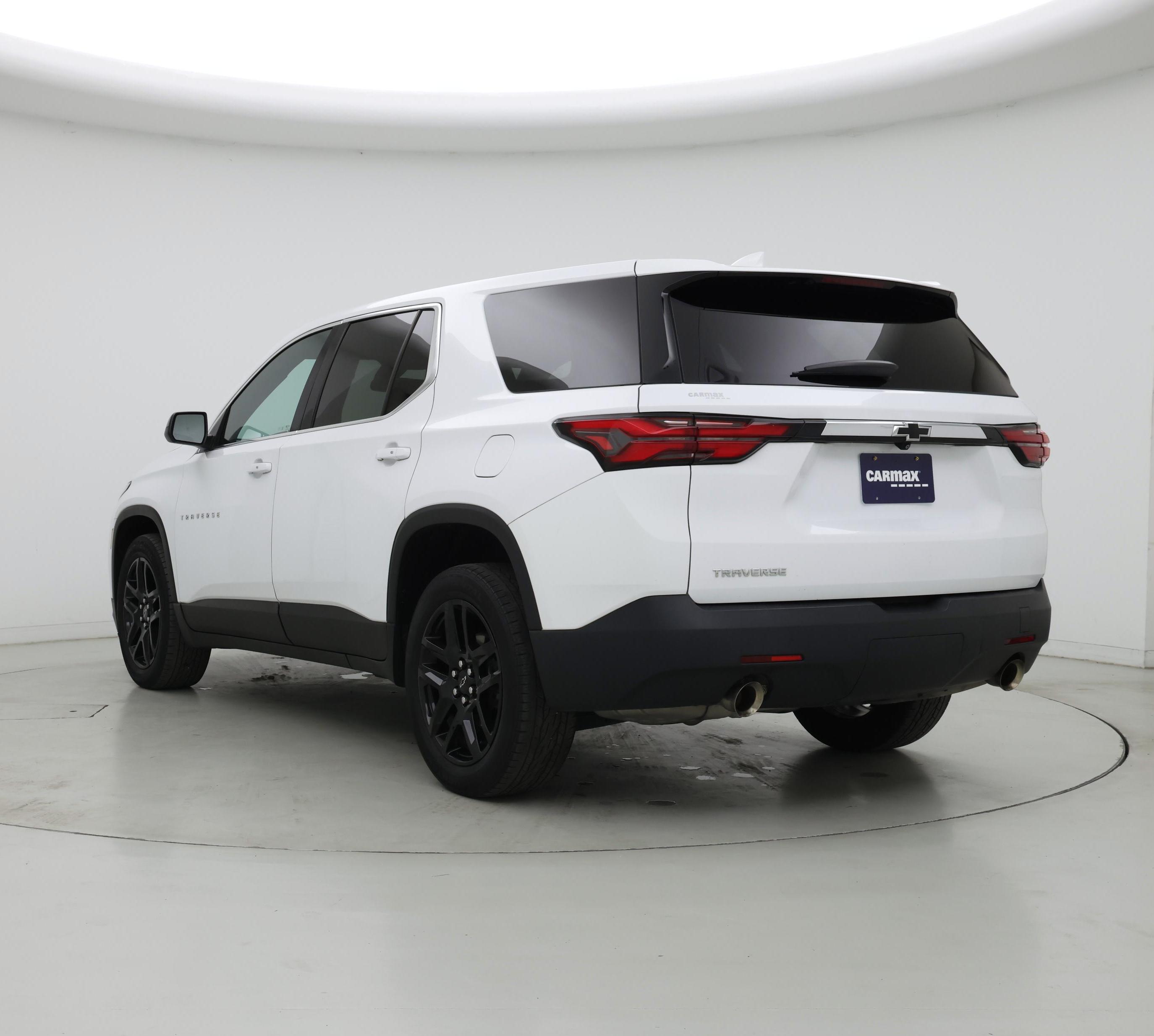 Thumbnail: 2022 Chevrolet Traverse - 2