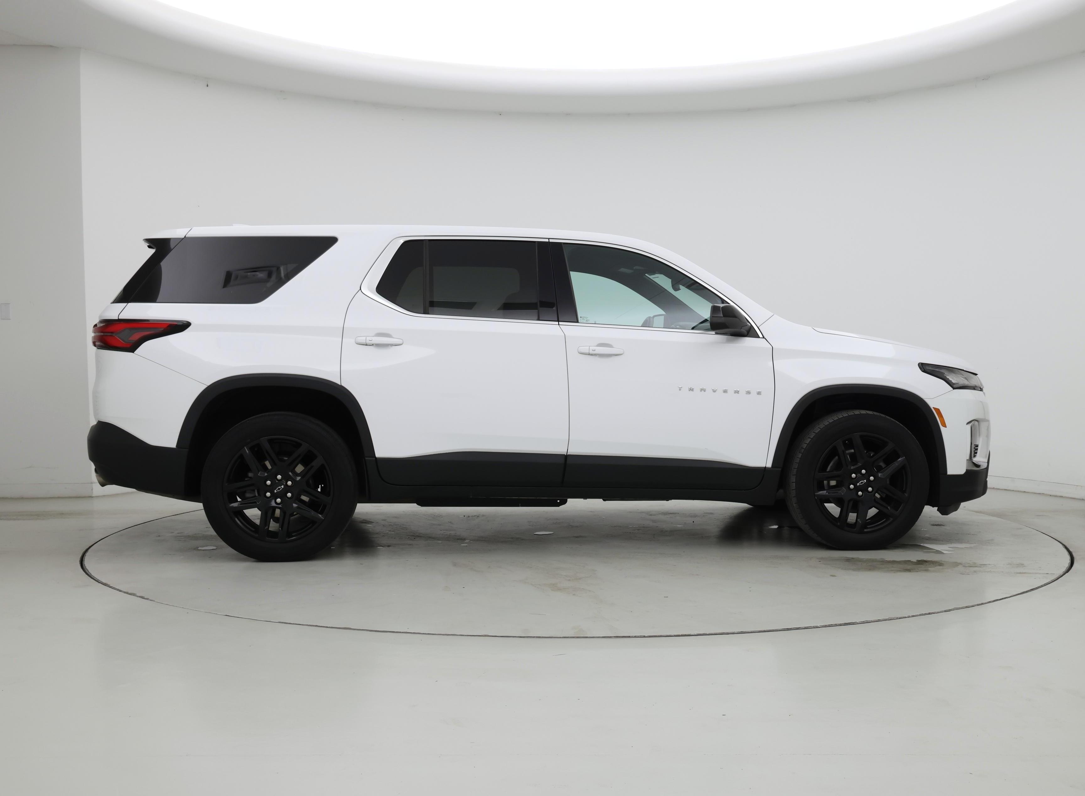 Thumbnail: 2022 Chevrolet Traverse - 7