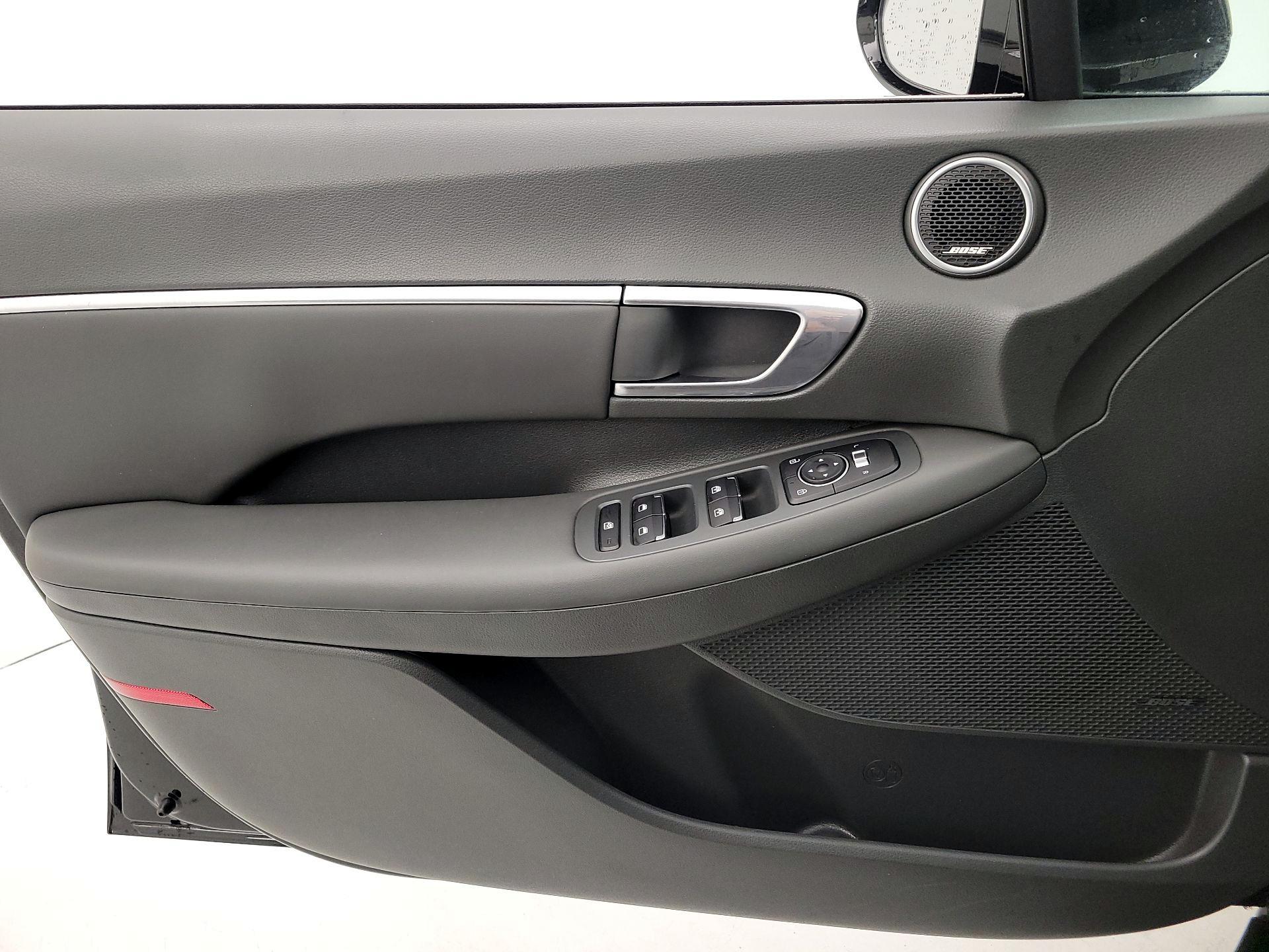 Thumbnail: 2023 Hyundai Sonata - 12