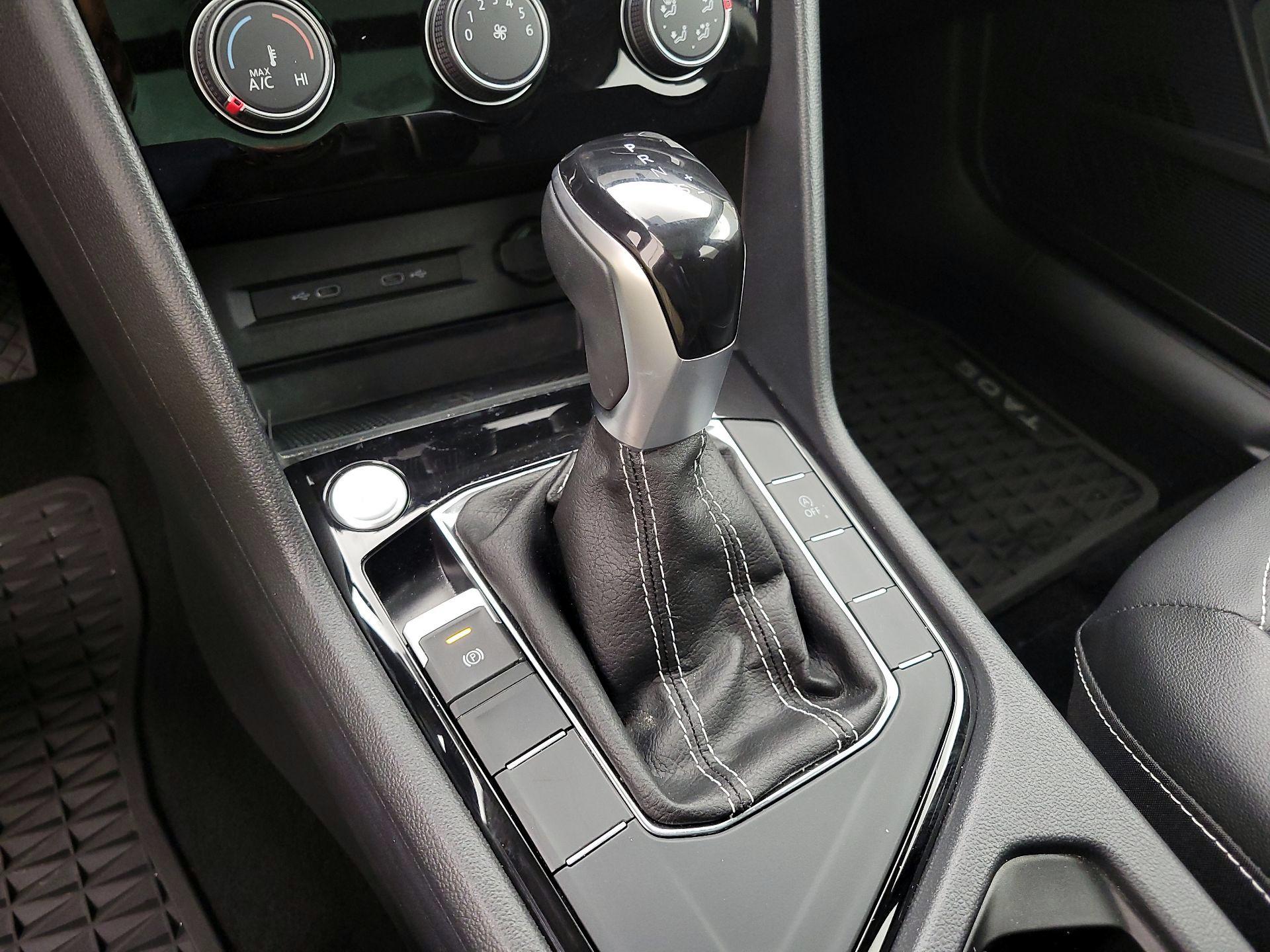 Thumbnail: 2023 Volkswagen Taos - 17