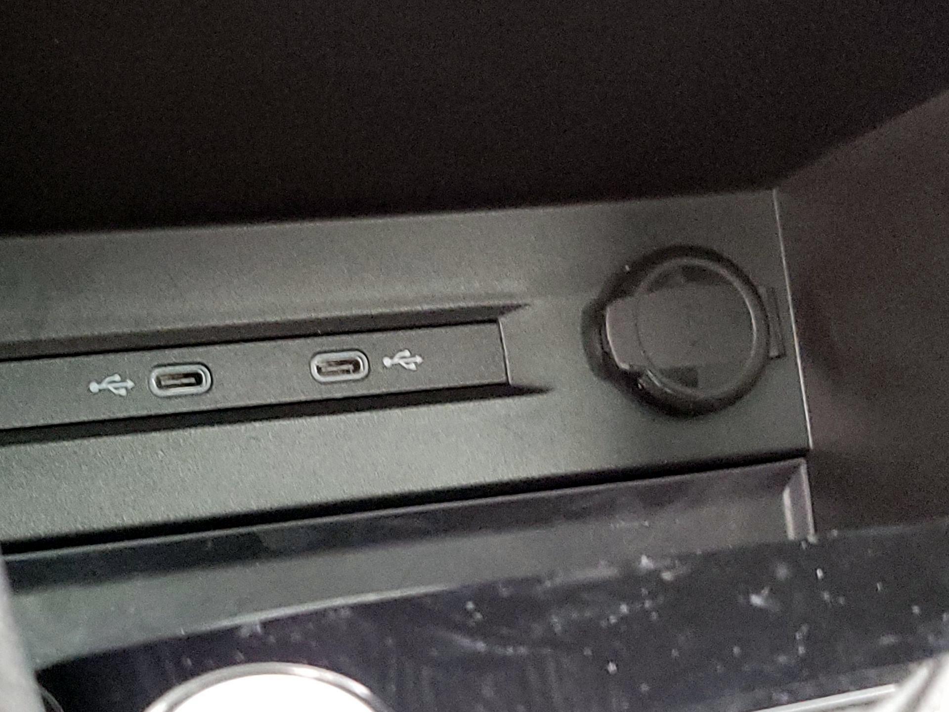 Thumbnail: 2023 Volkswagen Taos - 18