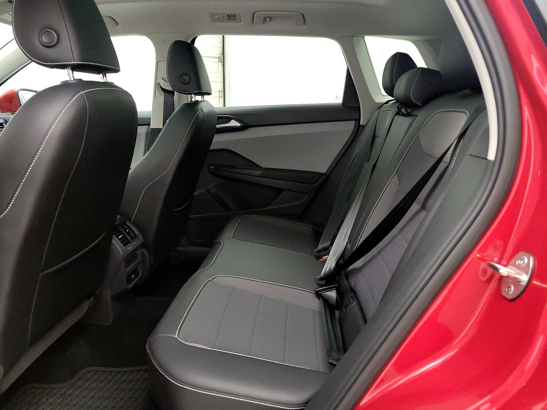 Thumbnail: 2023 Volkswagen Taos - 19