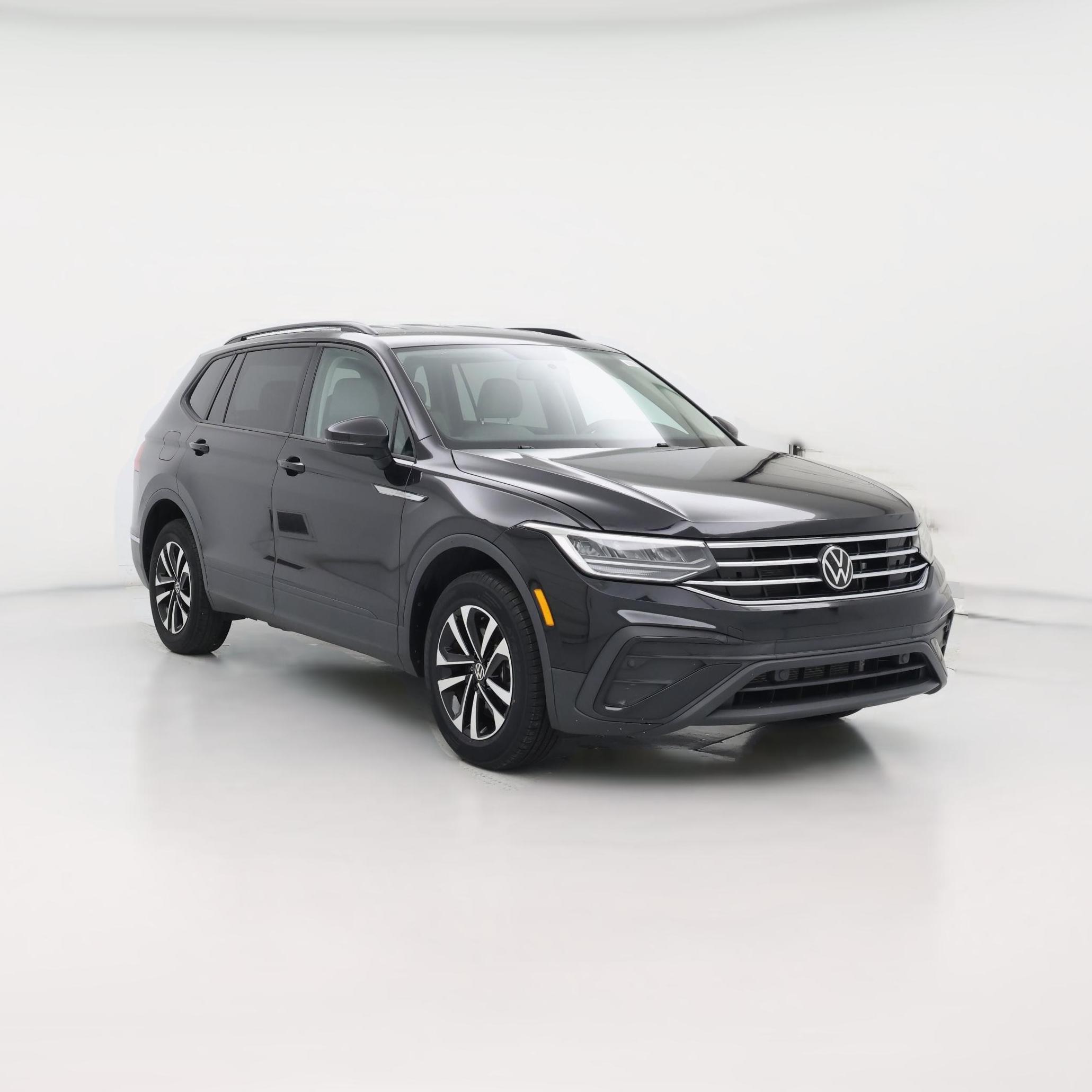 Thumbnail: 2022 Volkswagen Tiguan - 1