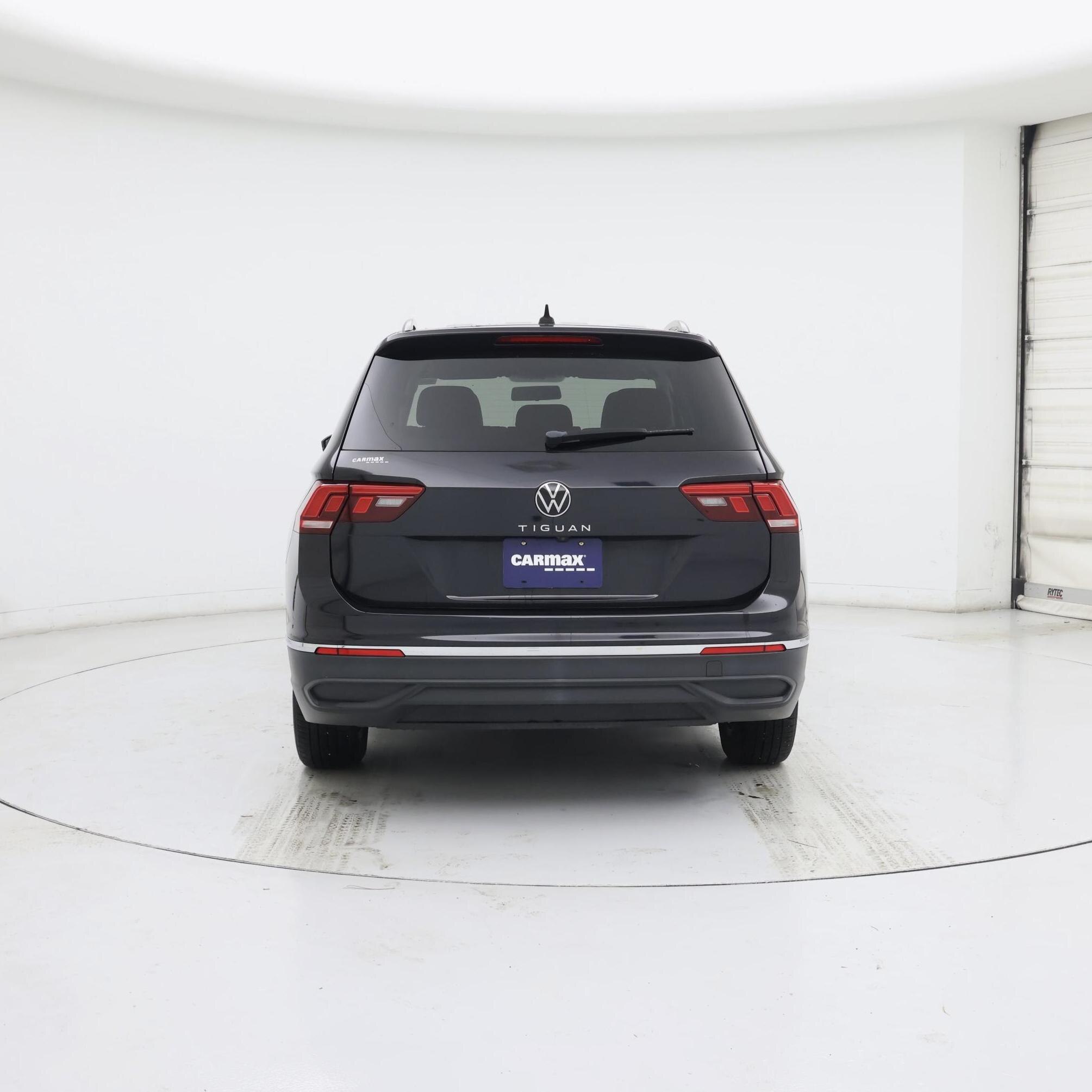 Thumbnail: 2022 Volkswagen Tiguan - 6