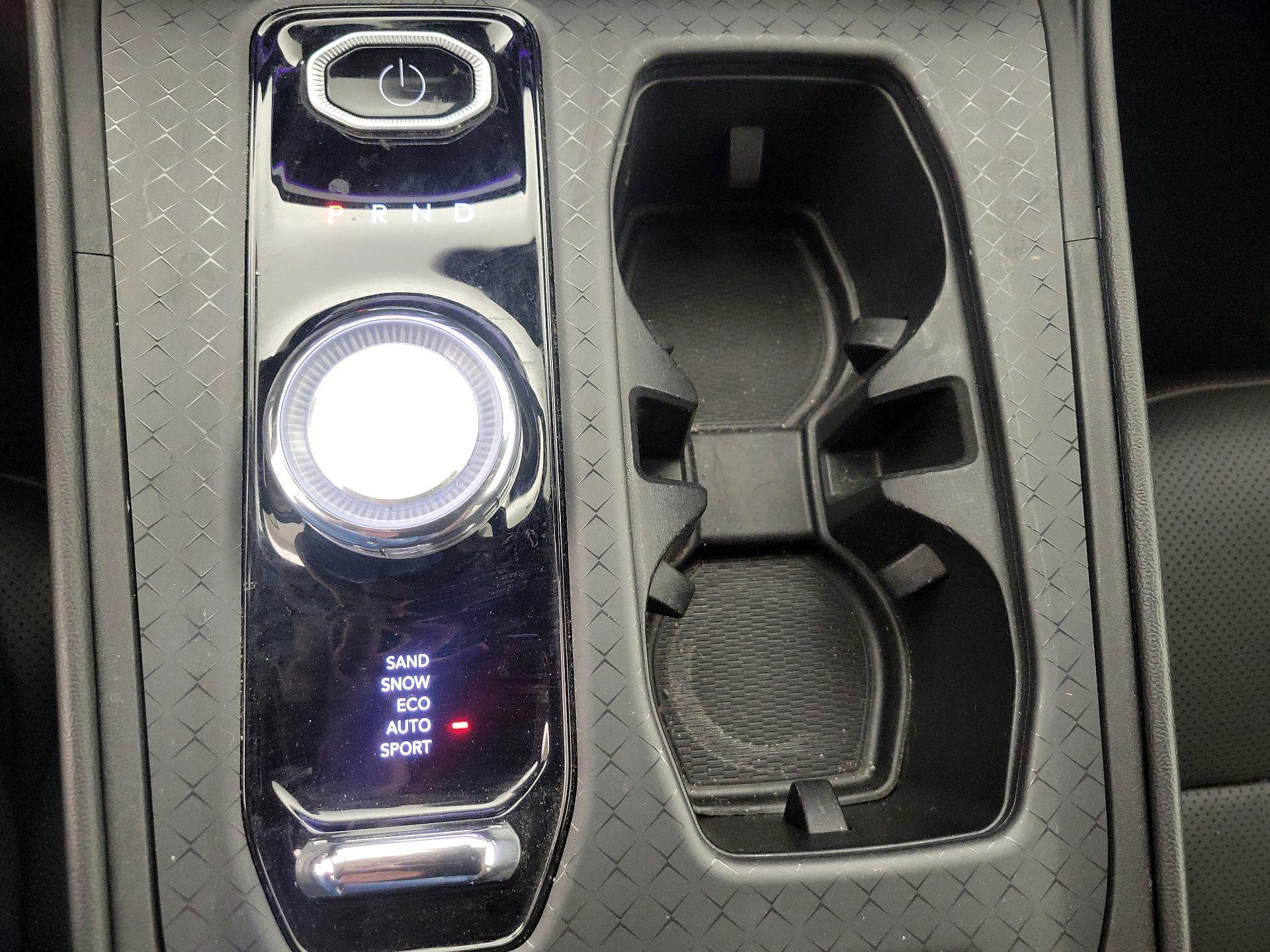 Thumbnail: 2024 Jeep Wagoneer S - 18