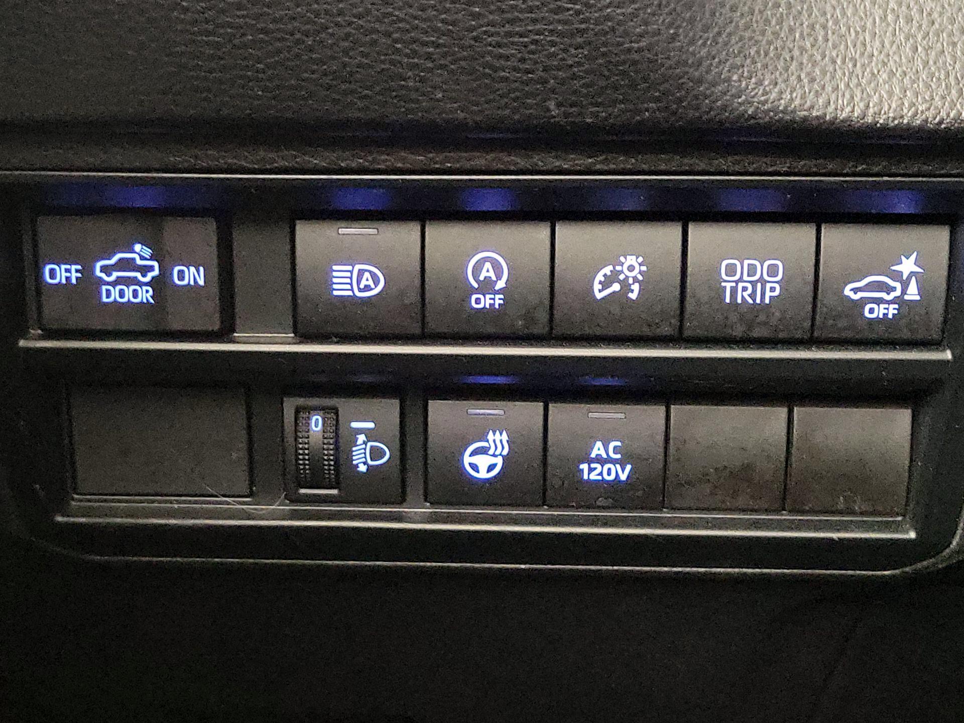 Thumbnail: 2023 Toyota Tundra - 13