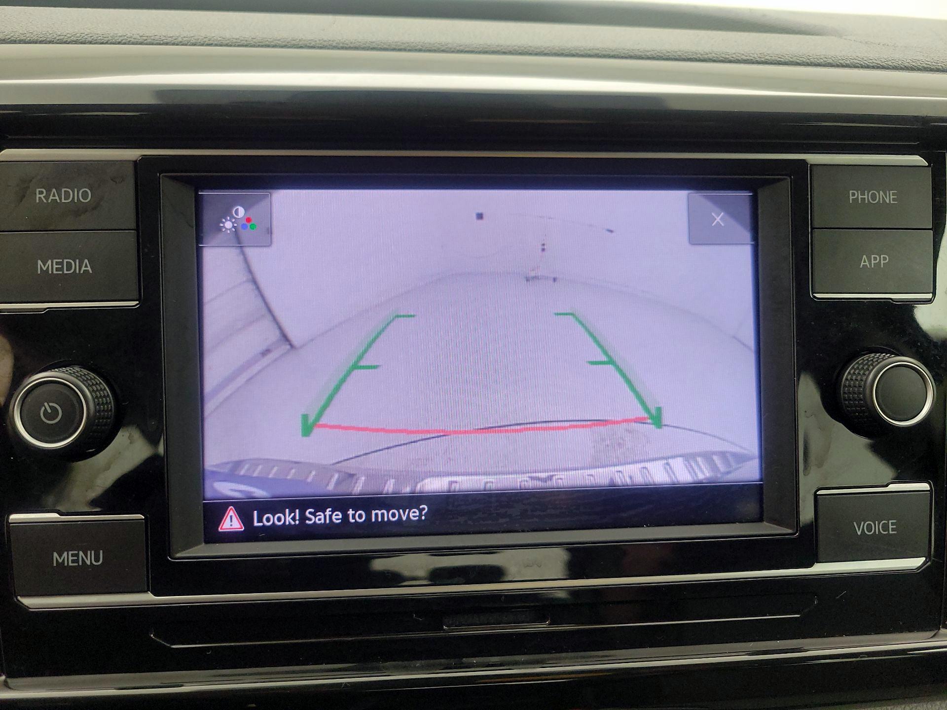 Thumbnail: 2024 Volkswagen Taos - 14