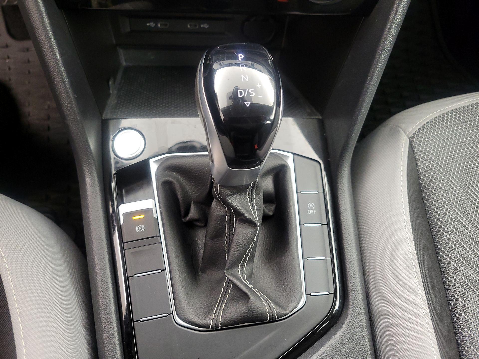 Thumbnail: 2024 Volkswagen Taos - 17