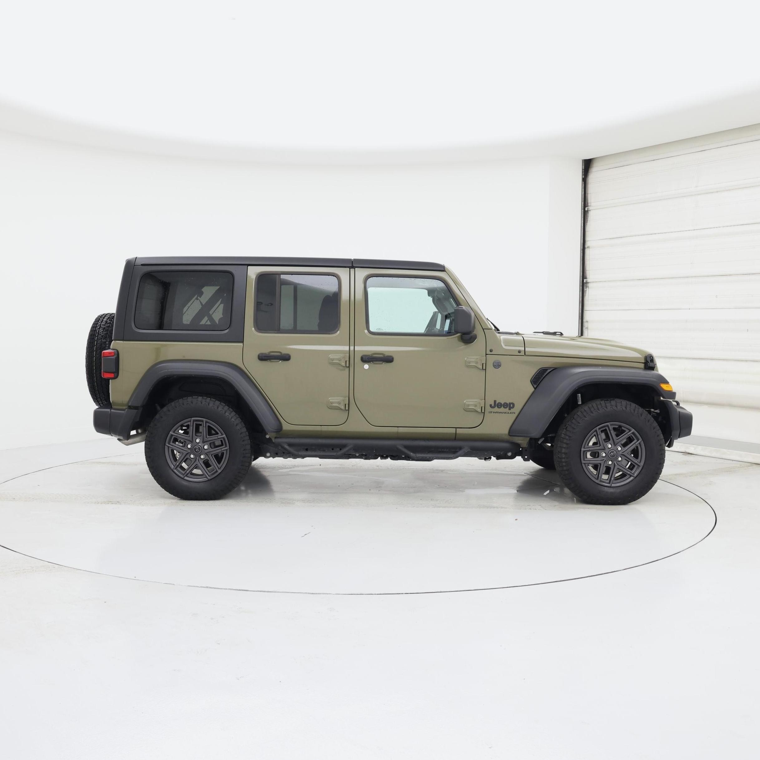 Thumbnail: 2025 Jeep Wrangler - 7