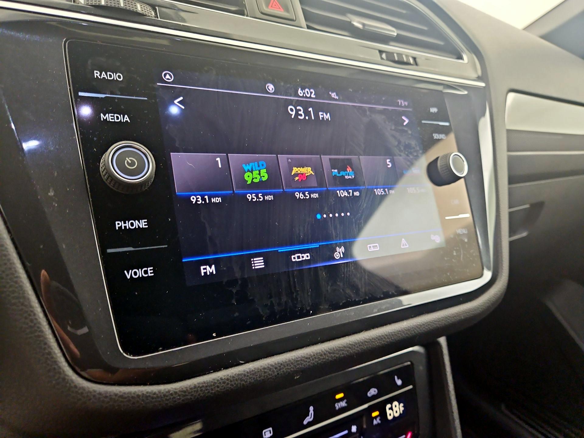 Thumbnail: 2023 Volkswagen Tiguan - 15