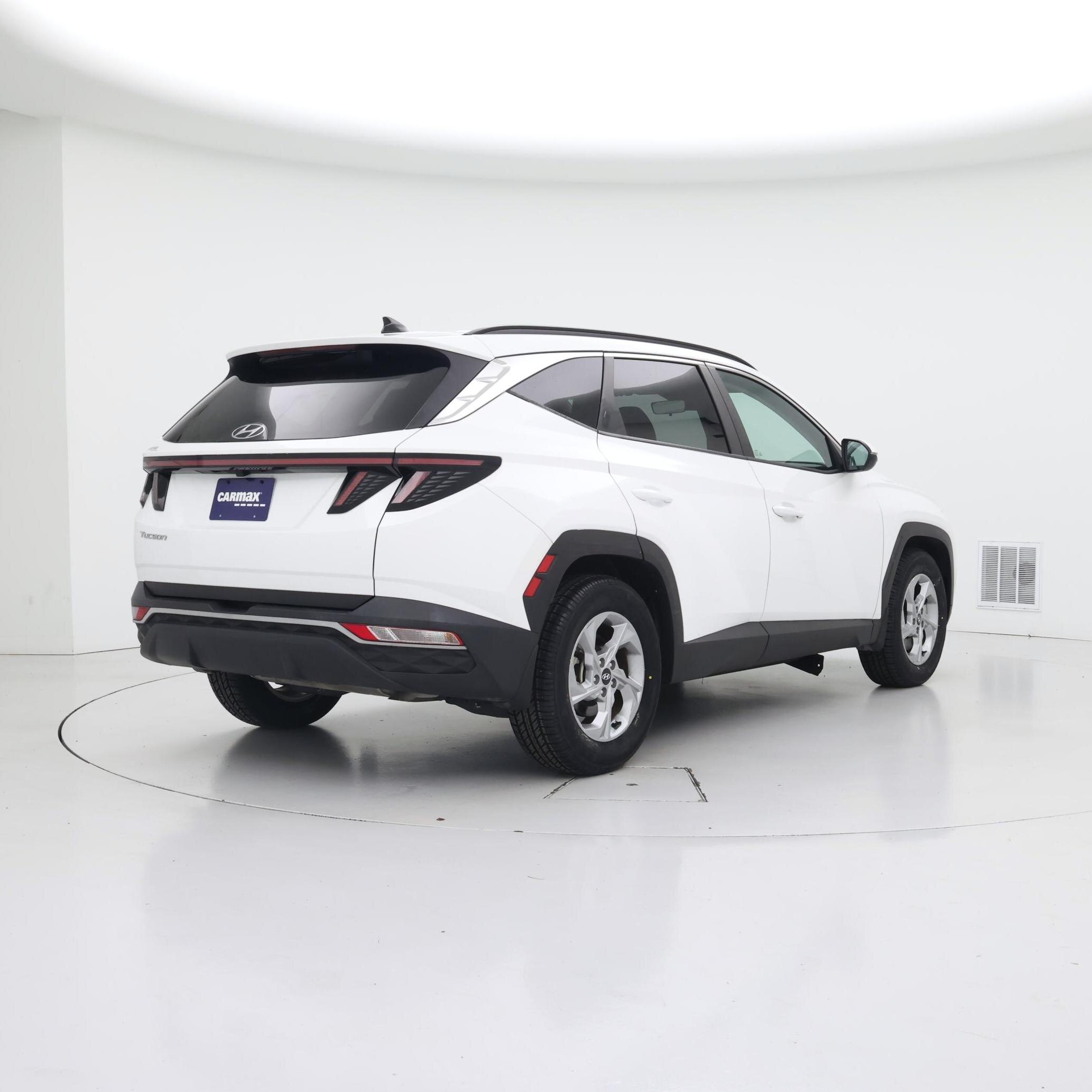 Thumbnail: 2023 Hyundai Tucson - 8