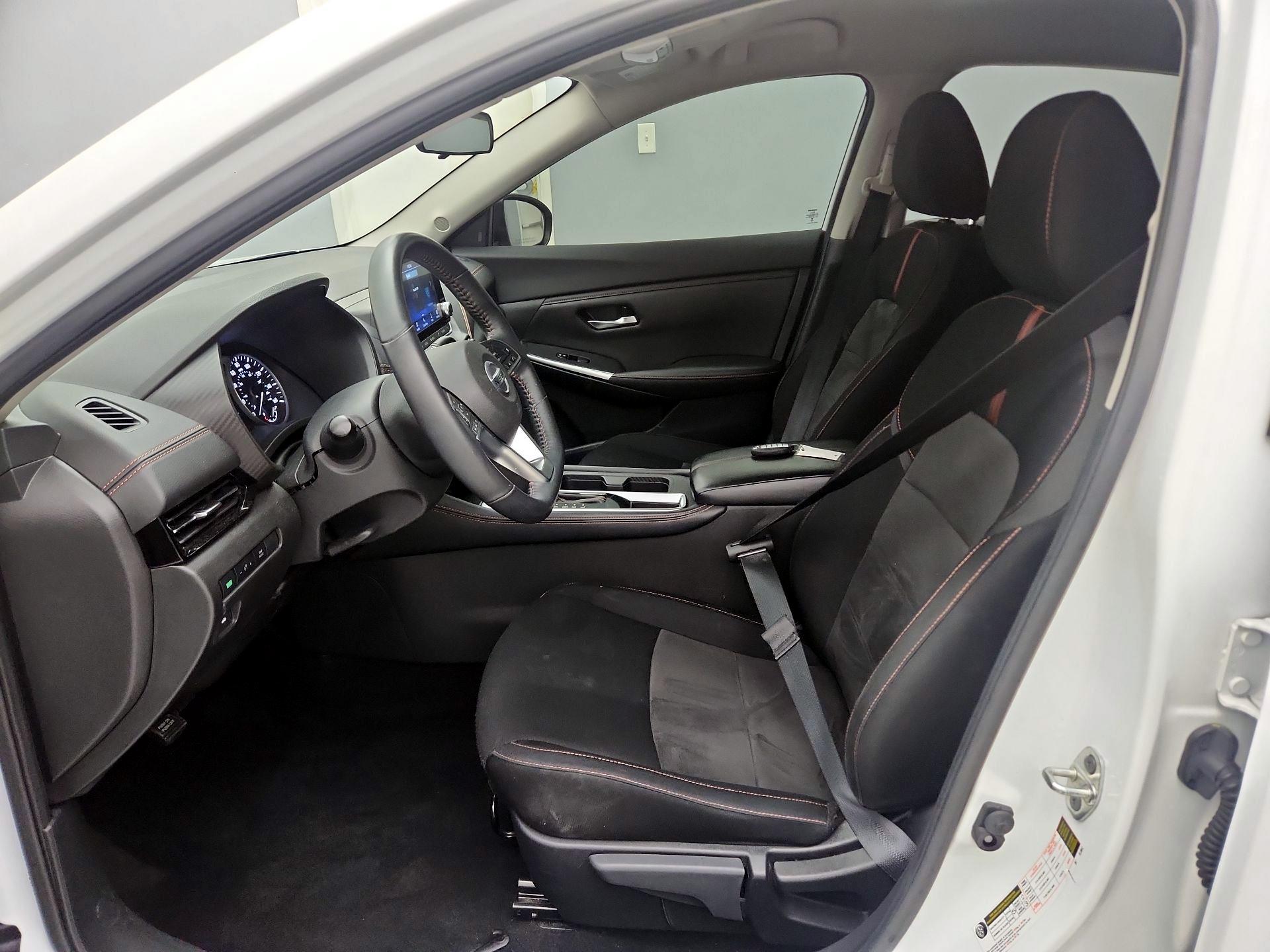 Thumbnail: 2022 Nissan Sentra - 11