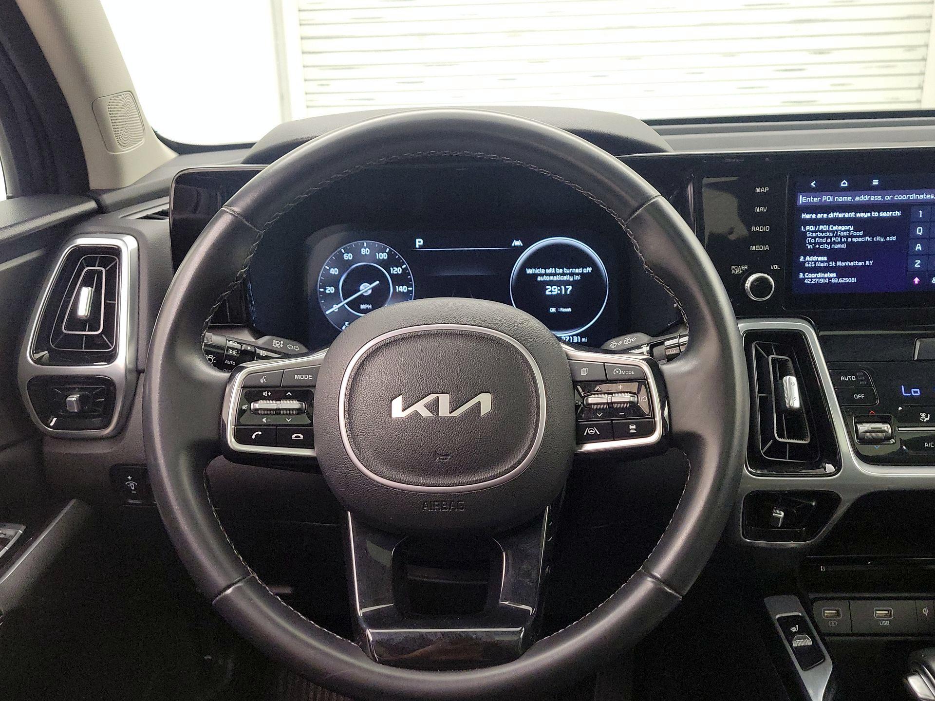 Thumbnail: 2023 Kia Sorento - 10