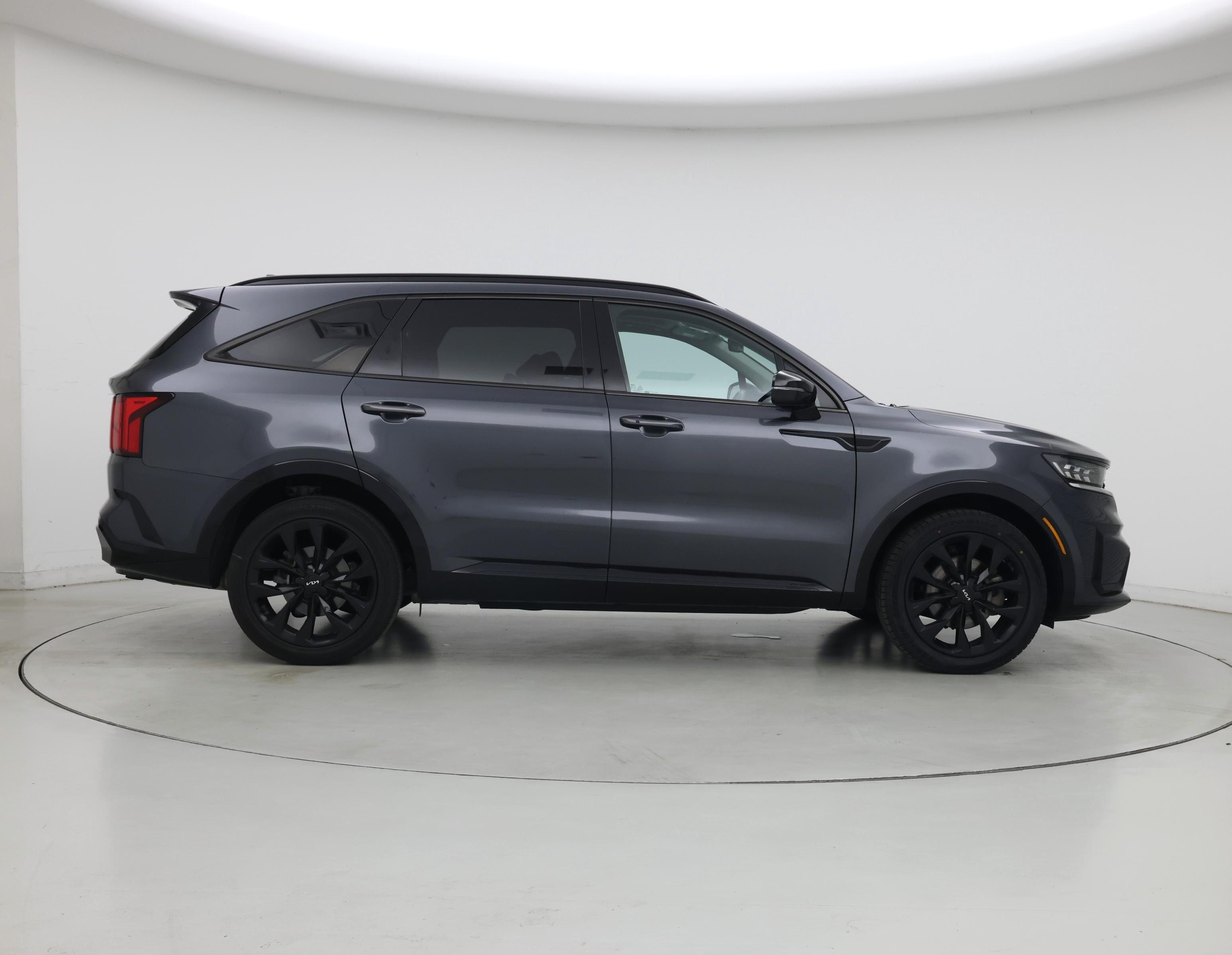 Thumbnail: 2023 Kia Sorento - 7