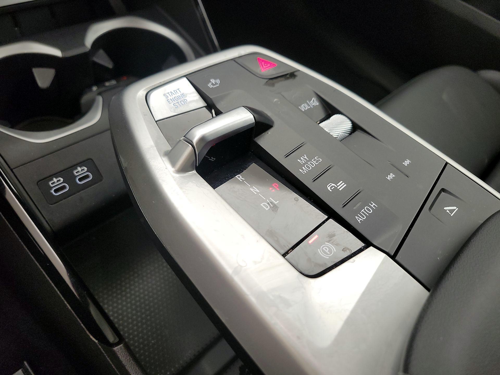 Thumbnail: 2025 BMW X2 - 17