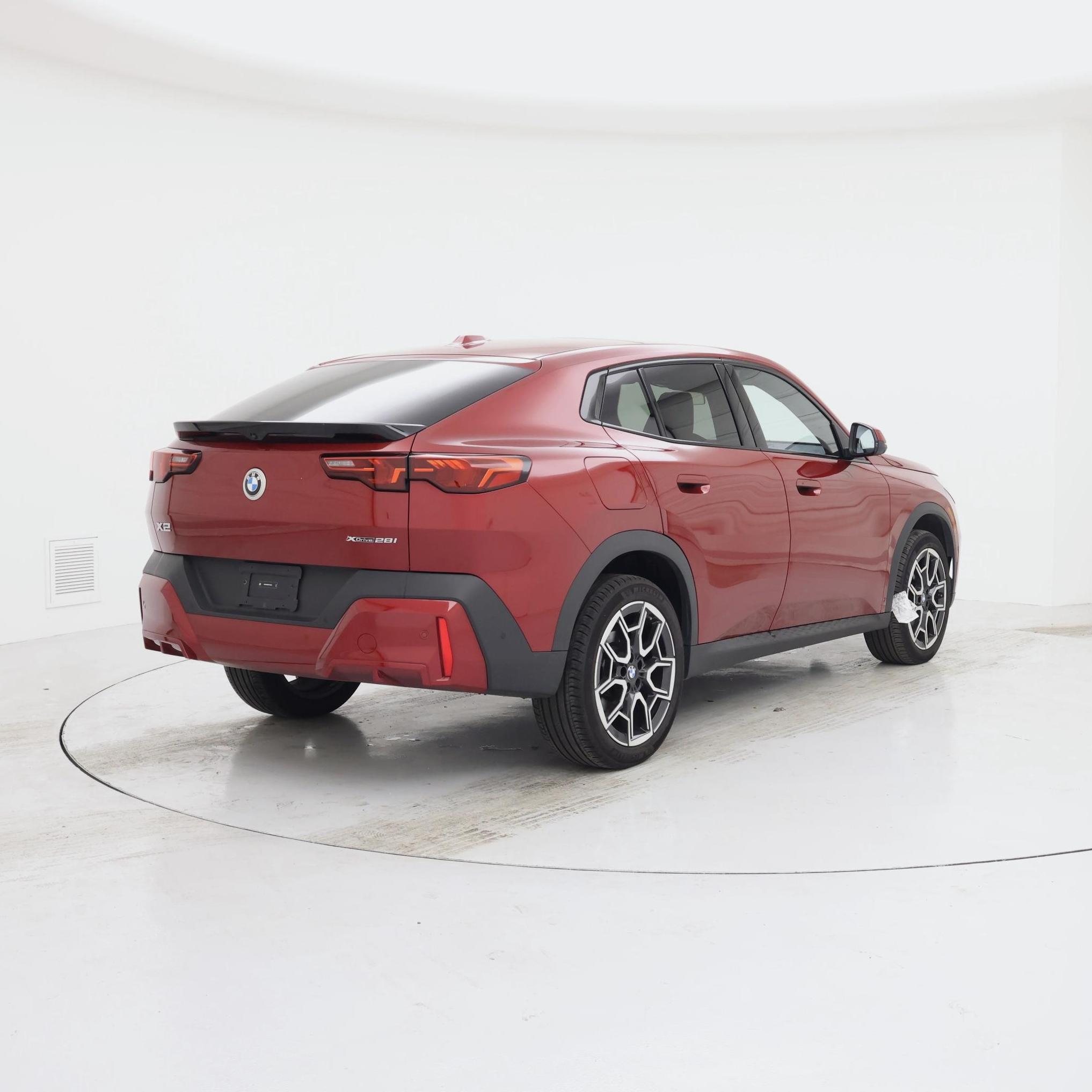 Thumbnail: 2025 BMW X2 - 8