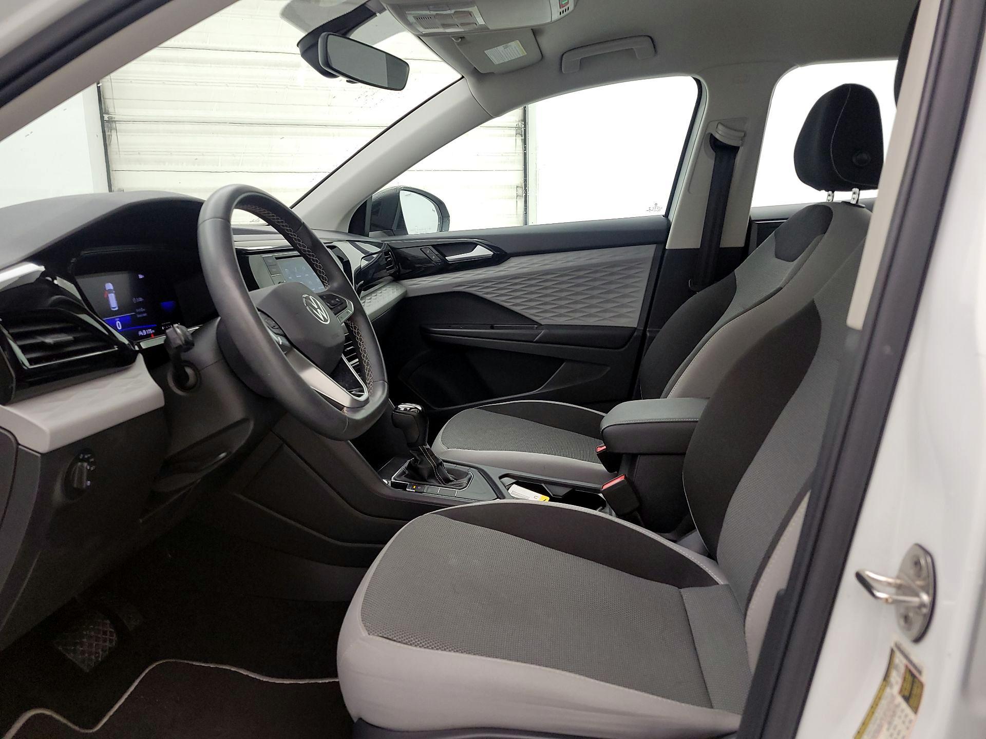 Thumbnail: 2023 Volkswagen Taos - 11