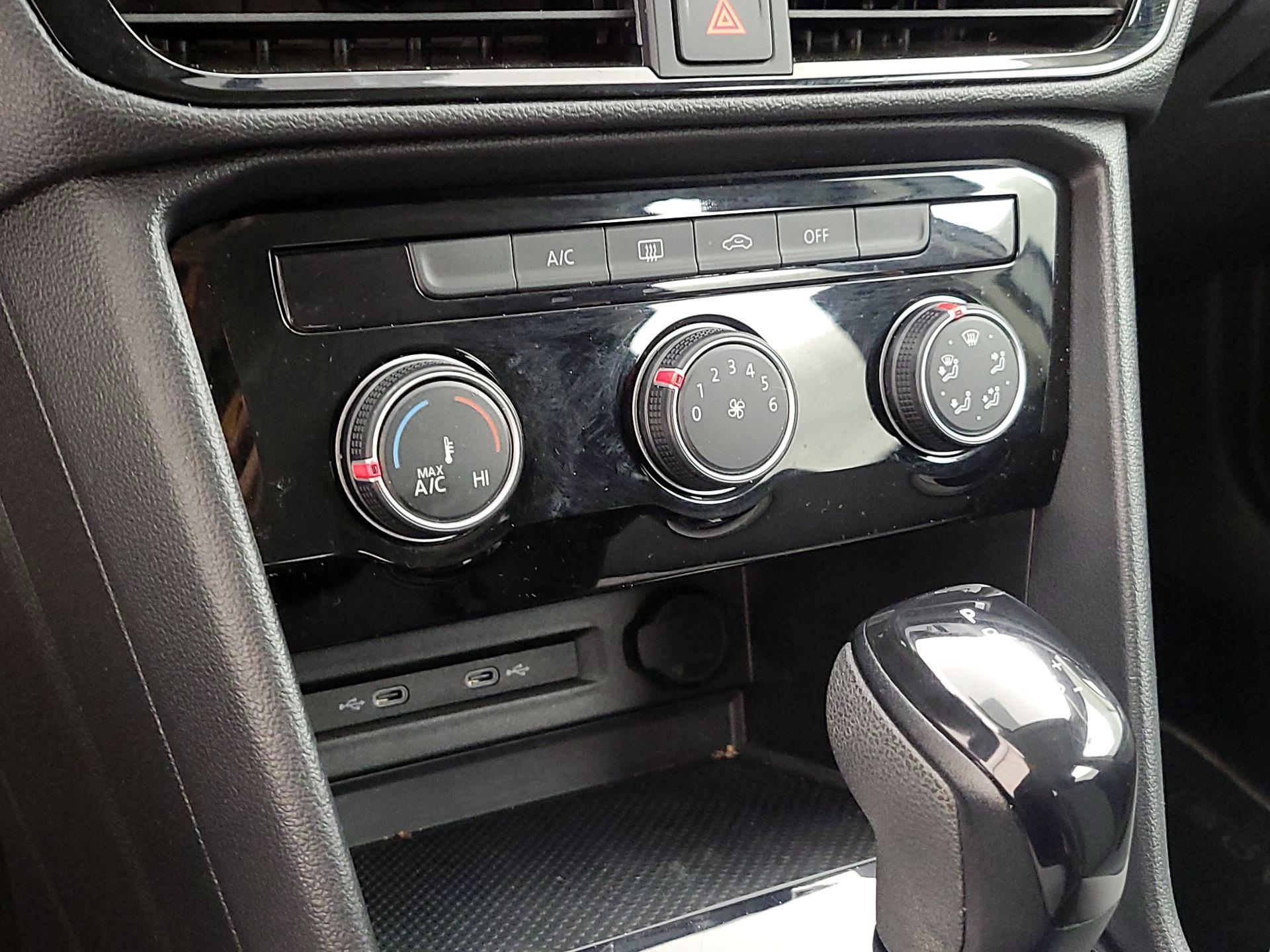 Thumbnail: 2023 Volkswagen Taos - 16