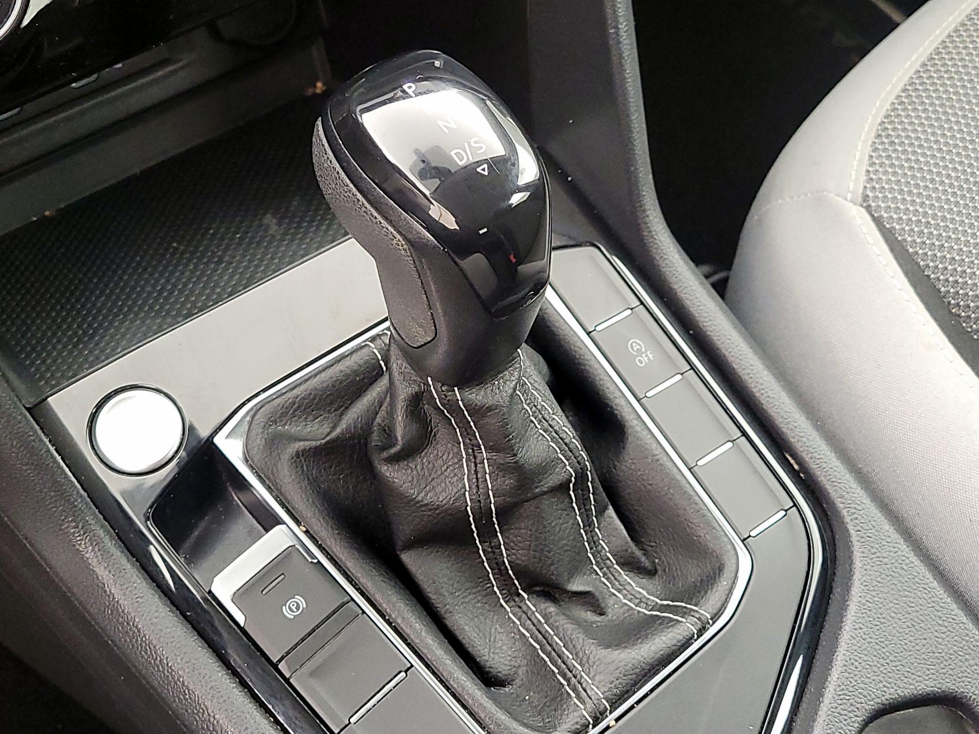 Thumbnail: 2023 Volkswagen Taos - 17