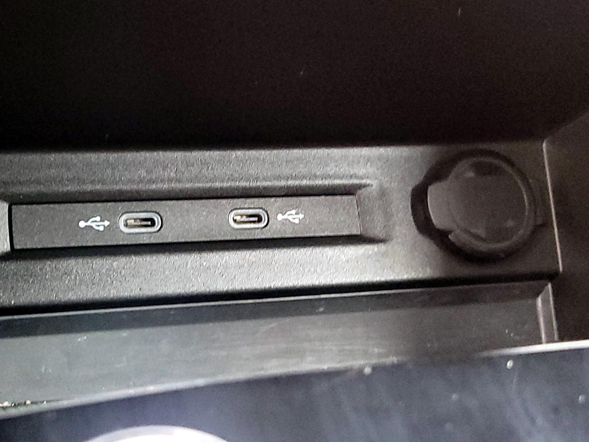 Thumbnail: 2023 Volkswagen Taos - 18