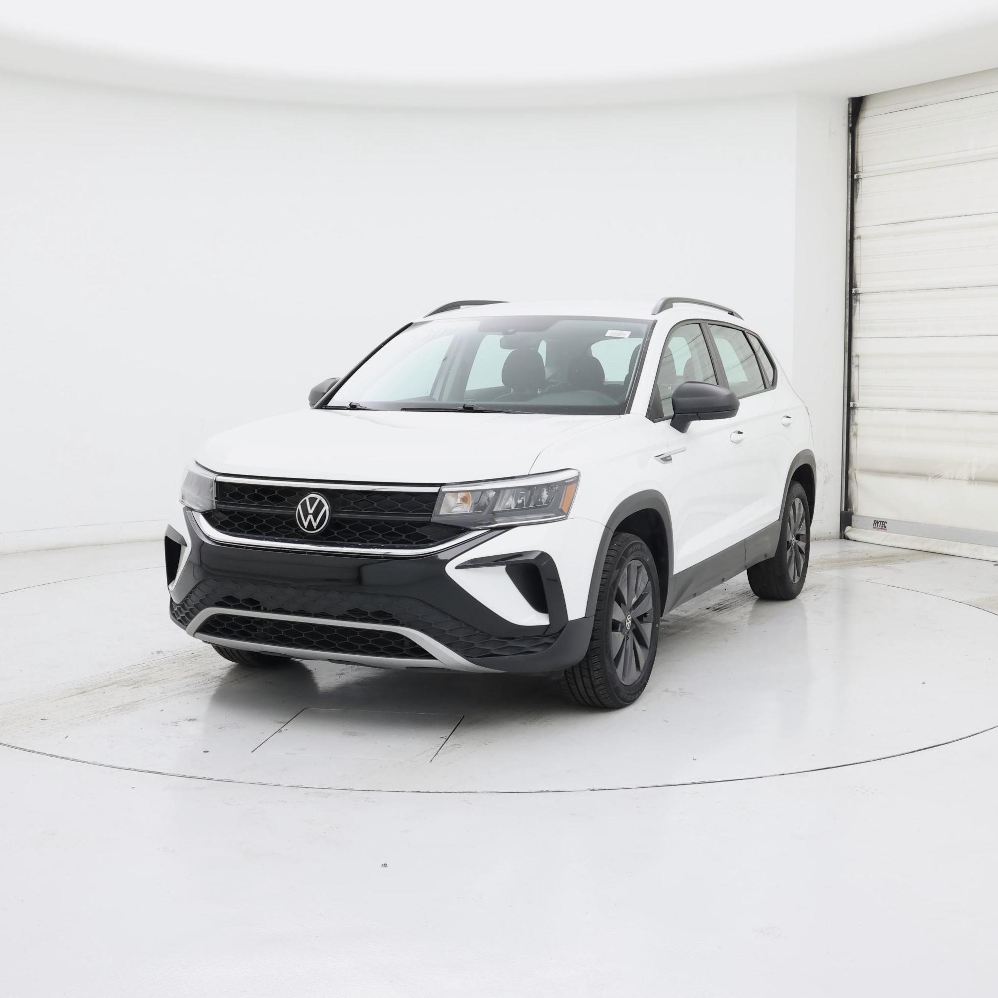 Thumbnail: 2023 Volkswagen Taos - 4