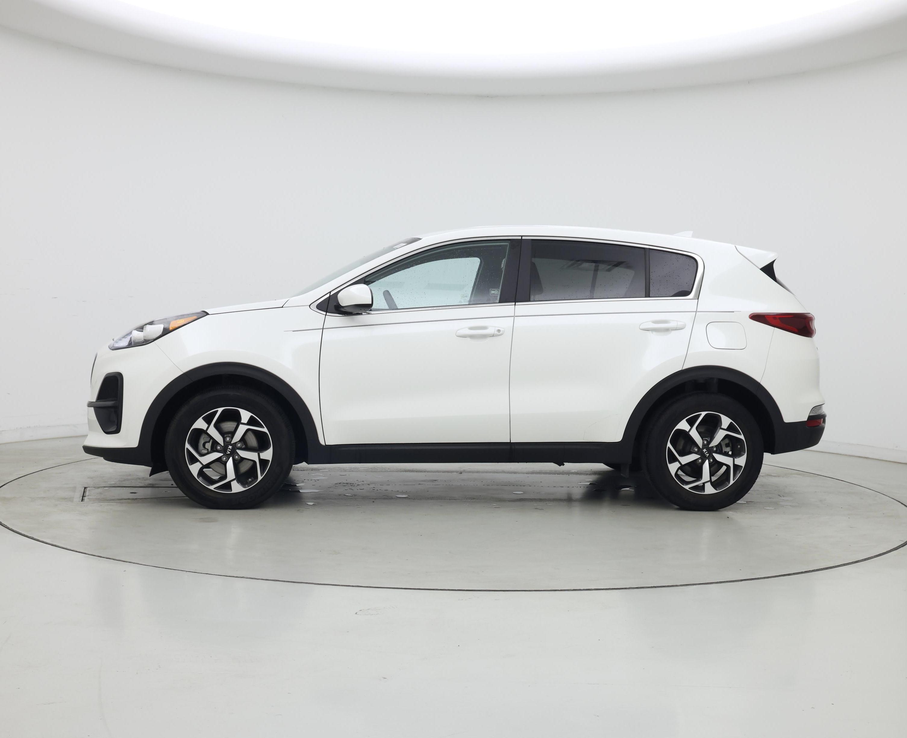 Thumbnail: 2021 Kia Sportage - 3