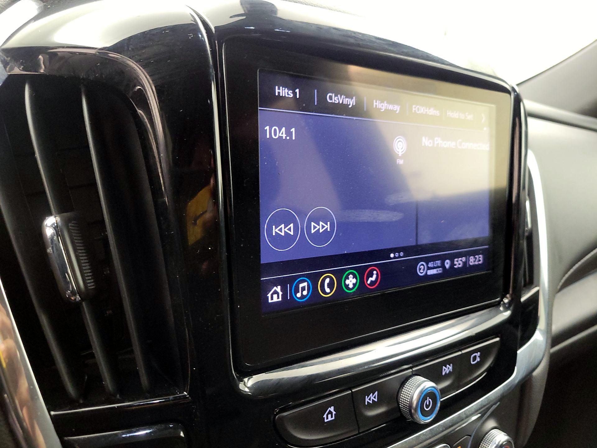 Thumbnail: 2023 Chevrolet Traverse - 16