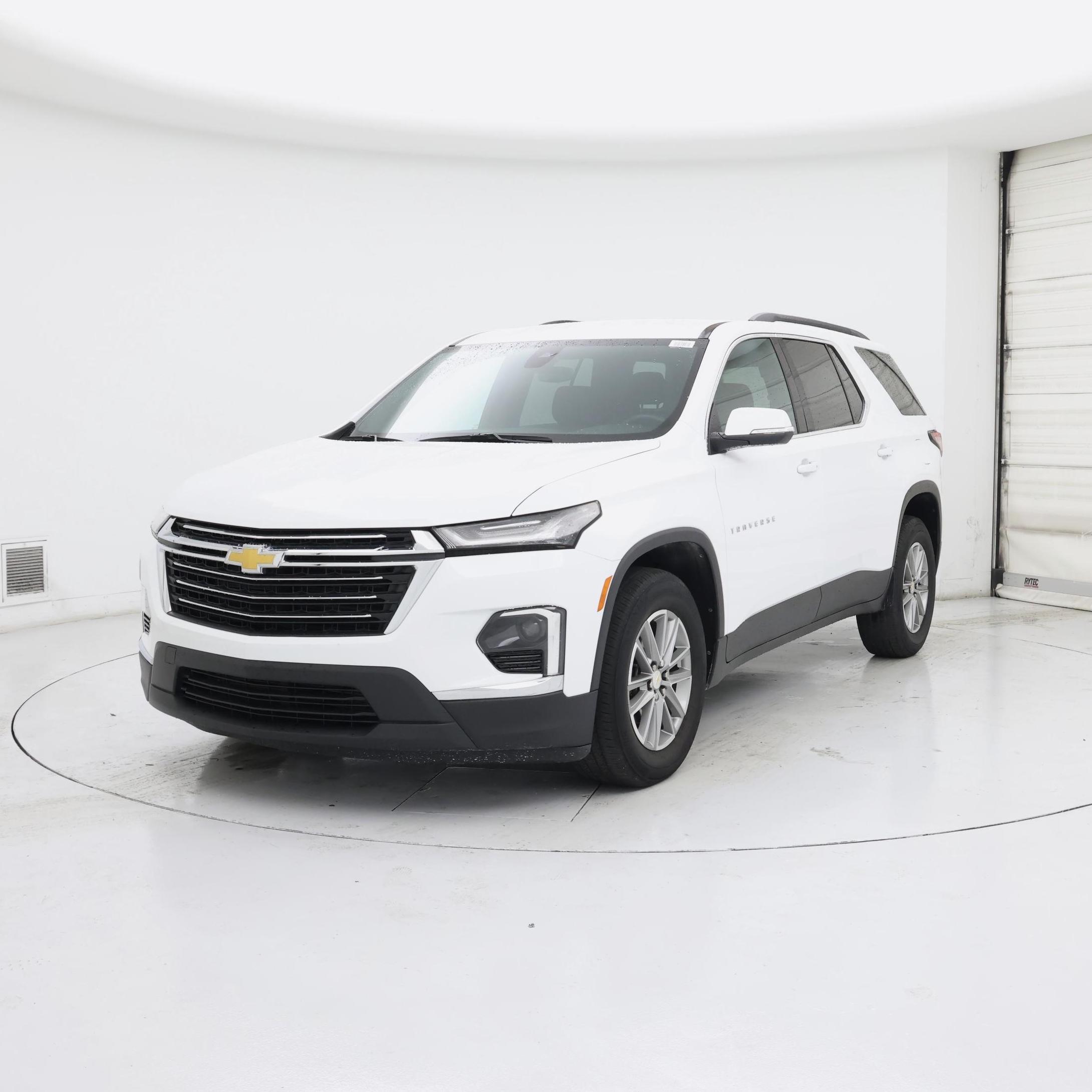 Thumbnail: 2023 Chevrolet Traverse - 4