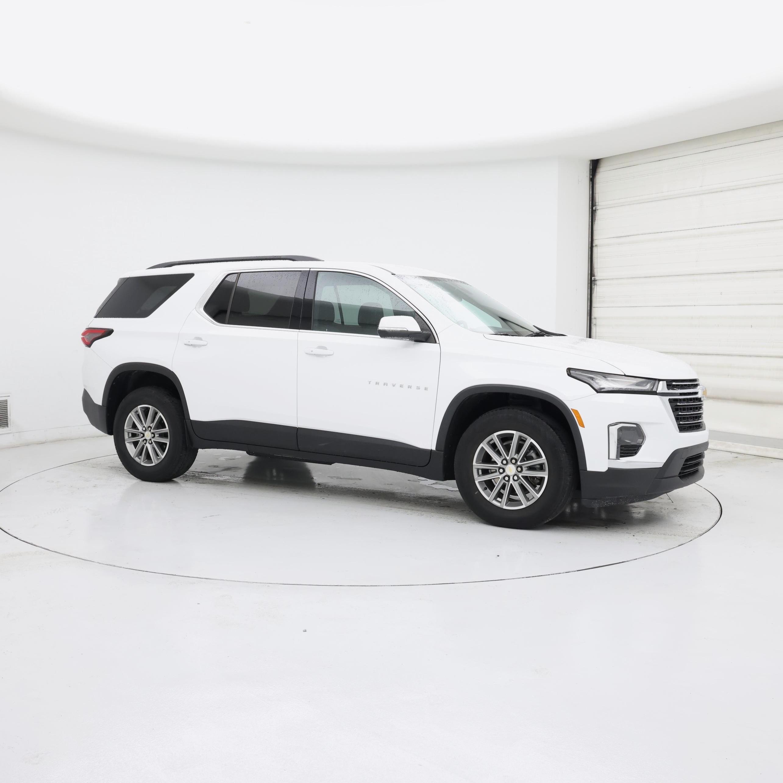 Thumbnail: 2023 Chevrolet Traverse - 7