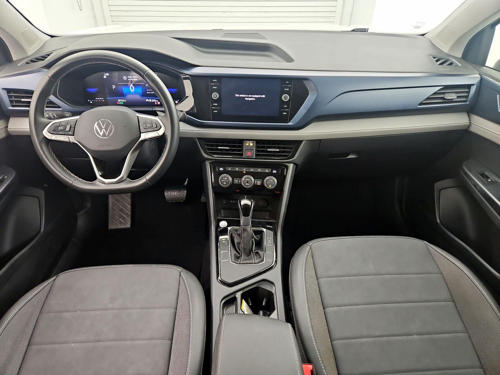 Thumbnail: 2024 Volkswagen Taos - 9