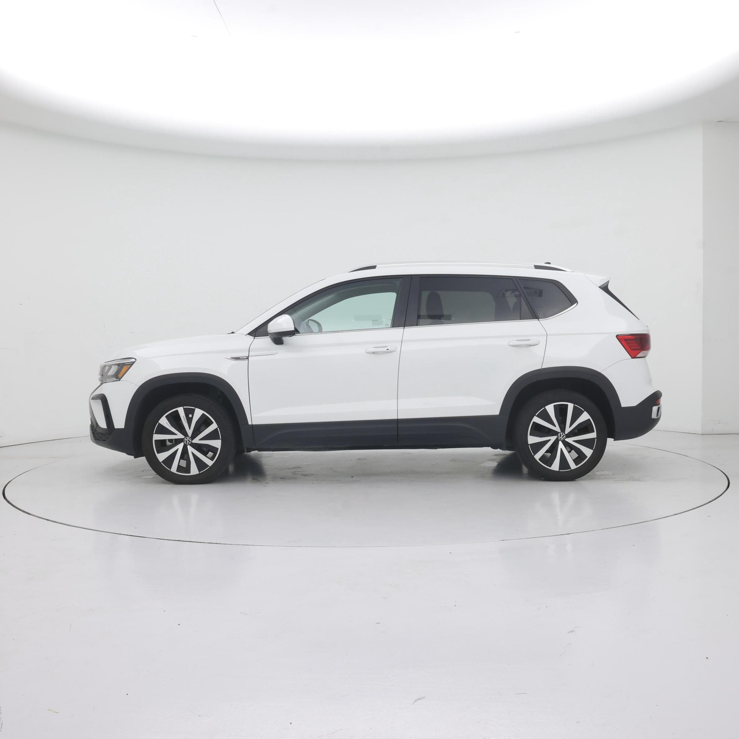 Thumbnail: 2024 Volkswagen Taos - 3