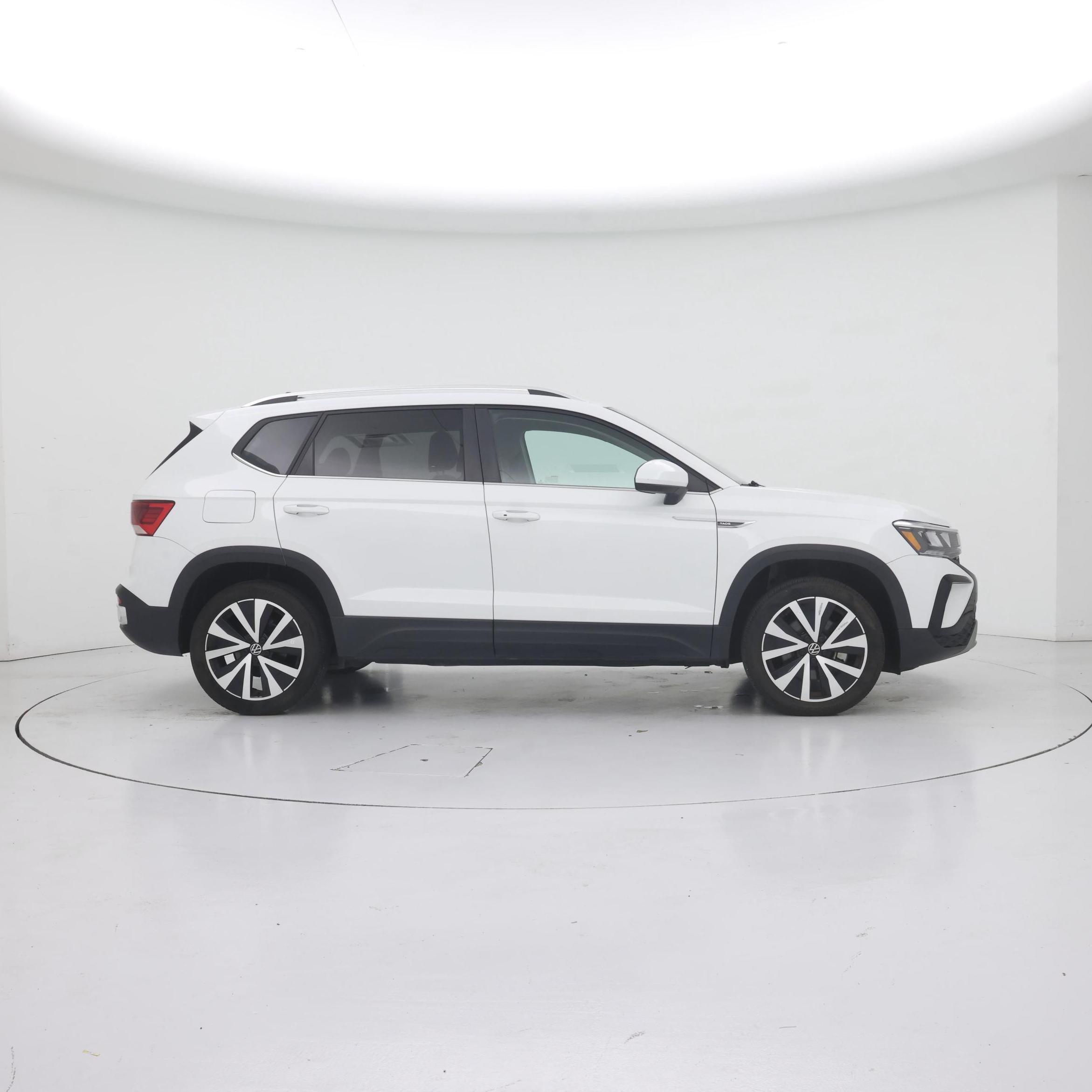 Thumbnail: 2024 Volkswagen Taos - 7