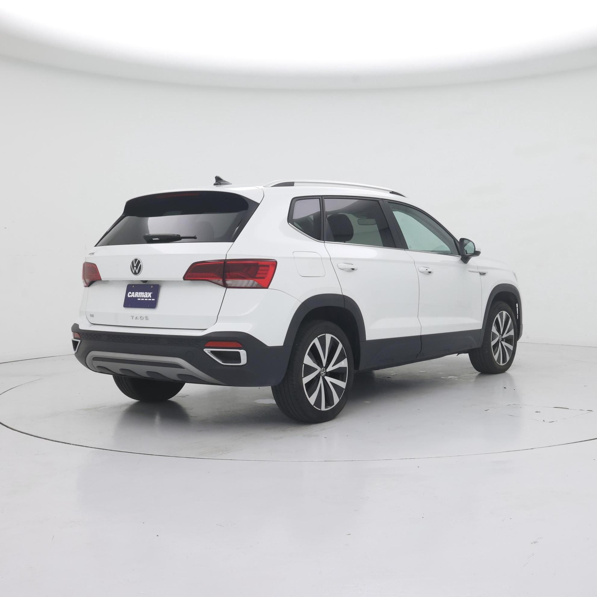 Thumbnail: 2024 Volkswagen Taos - 8