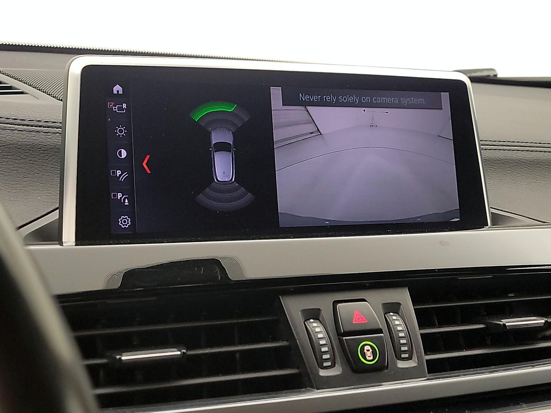 Thumbnail: 2021 BMW X2 - 14