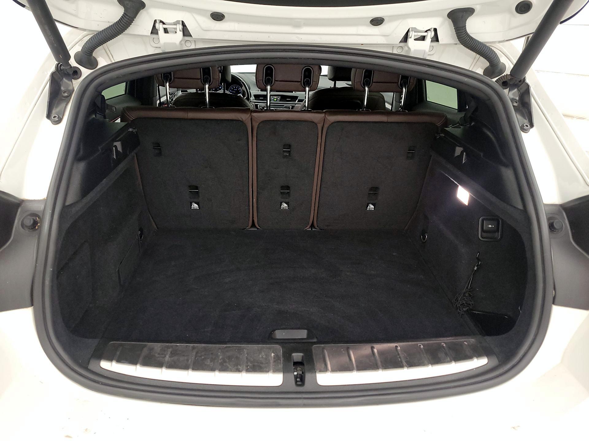 Thumbnail: 2021 BMW X2 - 20