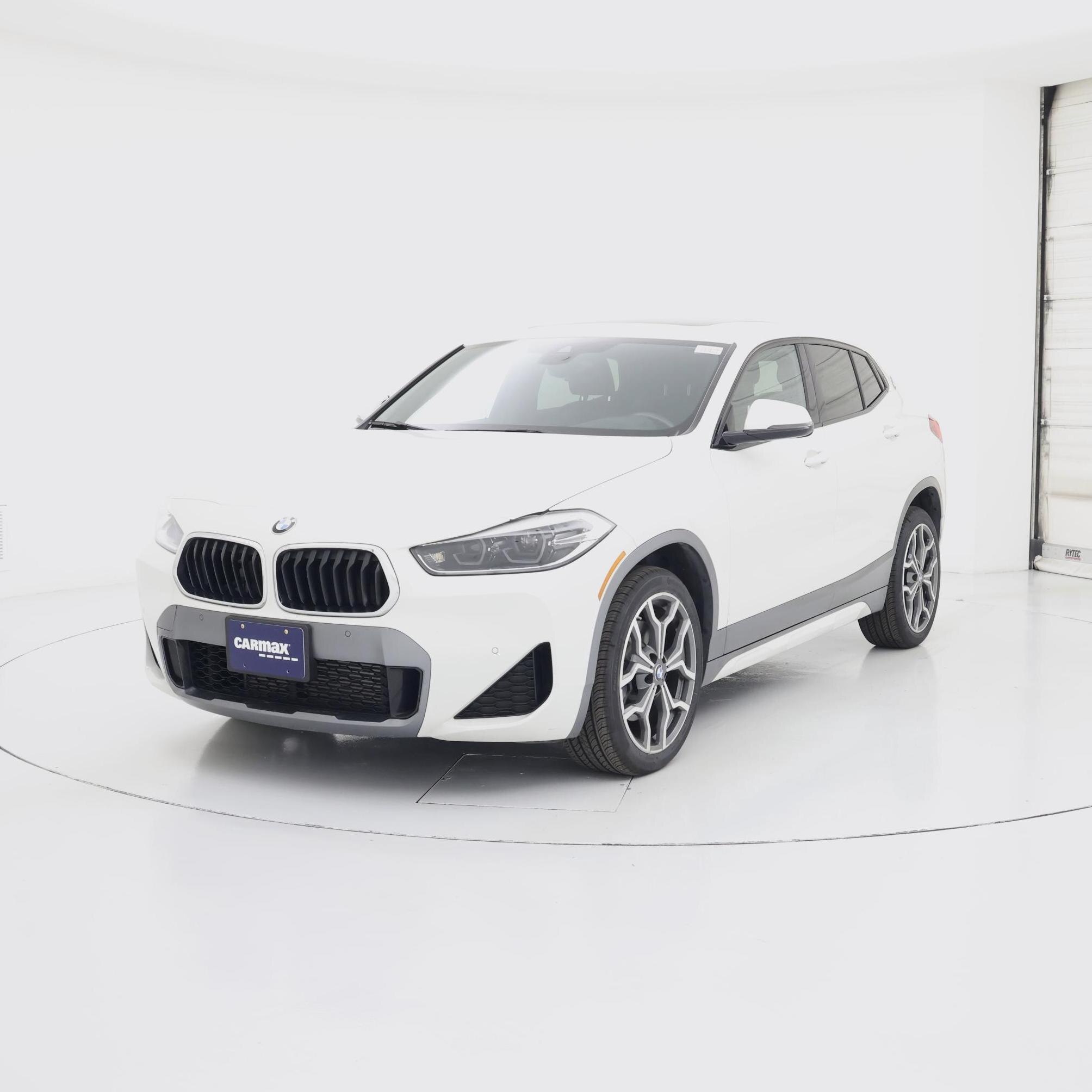 Thumbnail: 2021 BMW X2 - 4